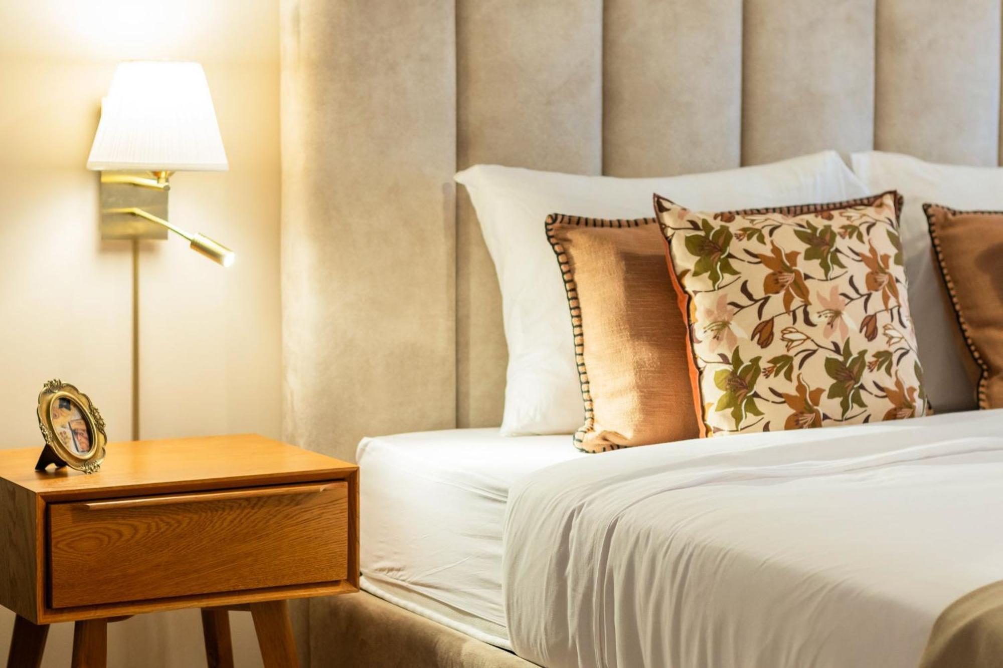 3br Joyous Wonder By Lovelystay Apartment Porto