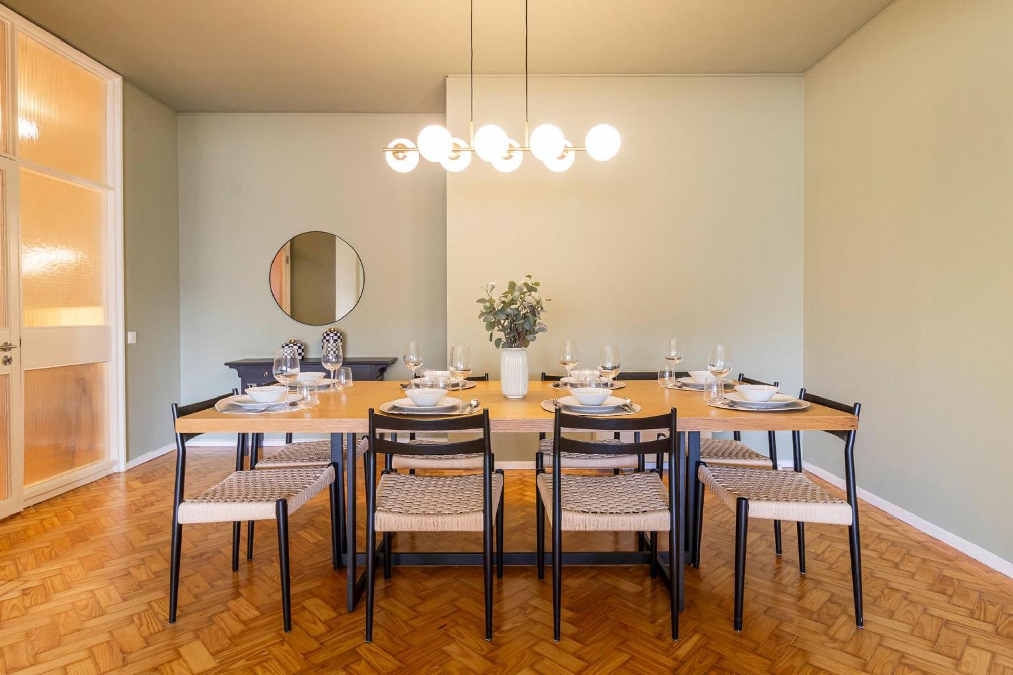 Apartment 3br Joyous Wonder By Lovelystay Porto