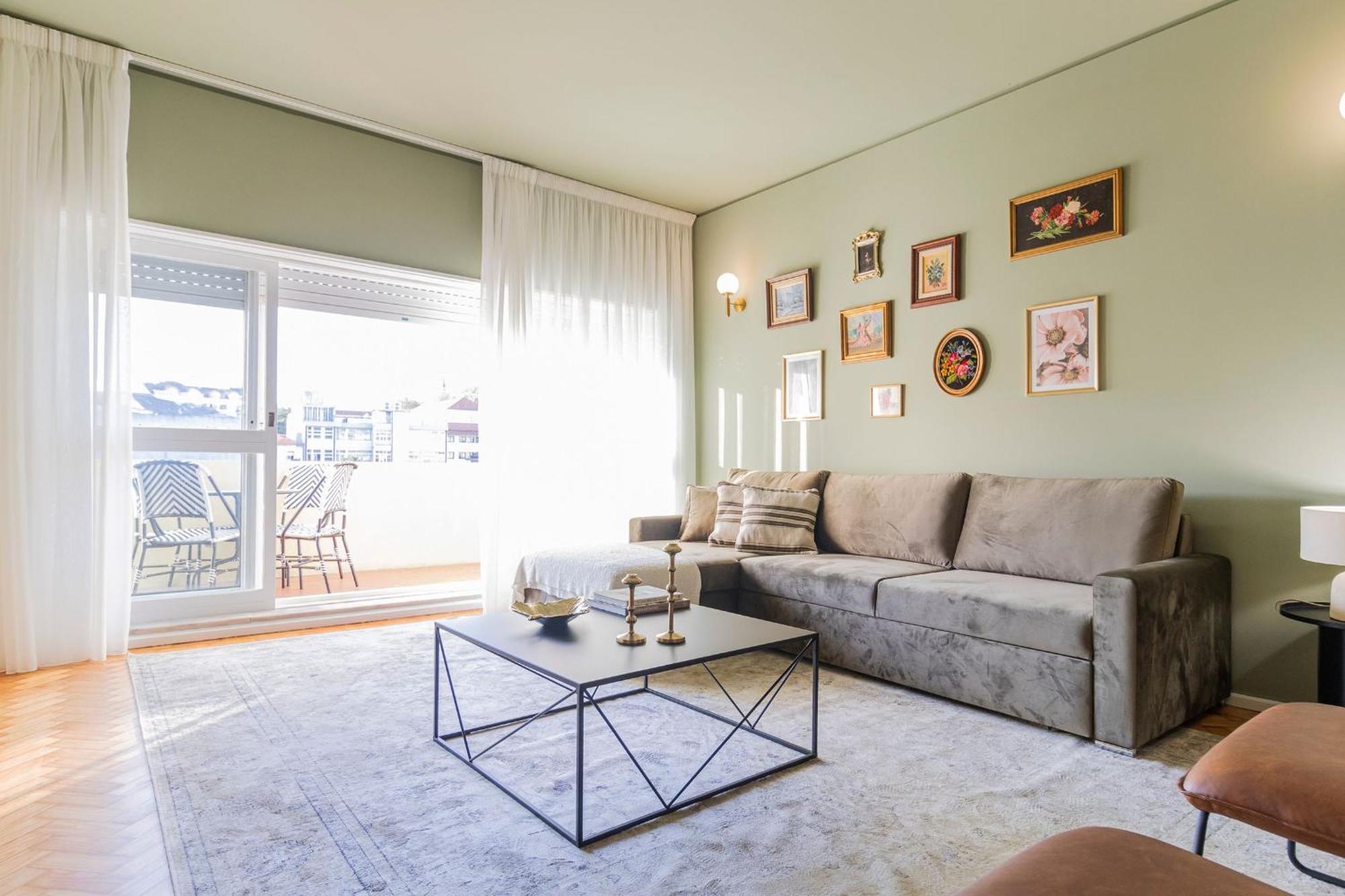 3br Joyous Wonder By Lovelystay *