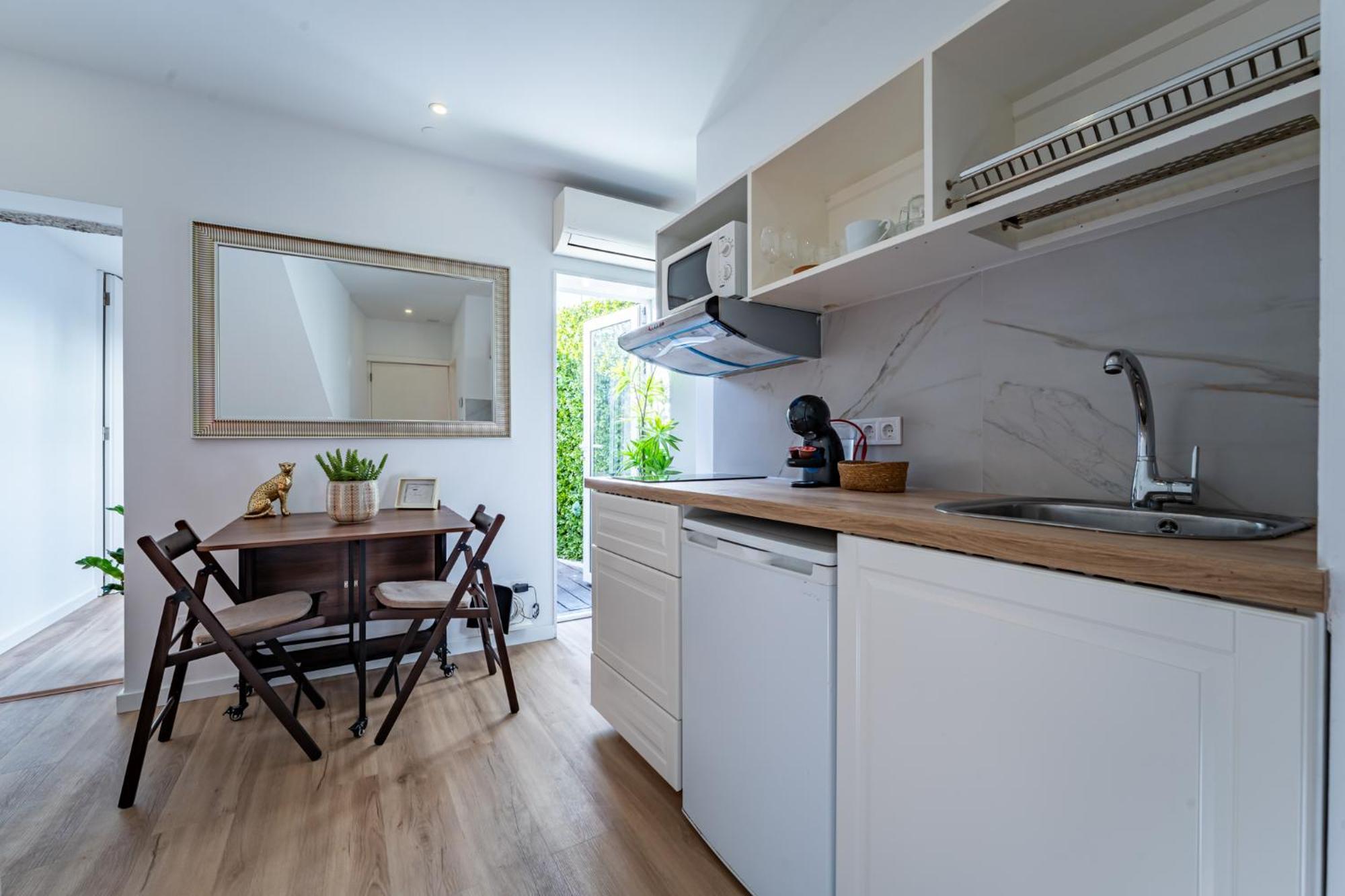 Nura Downtown Apartment