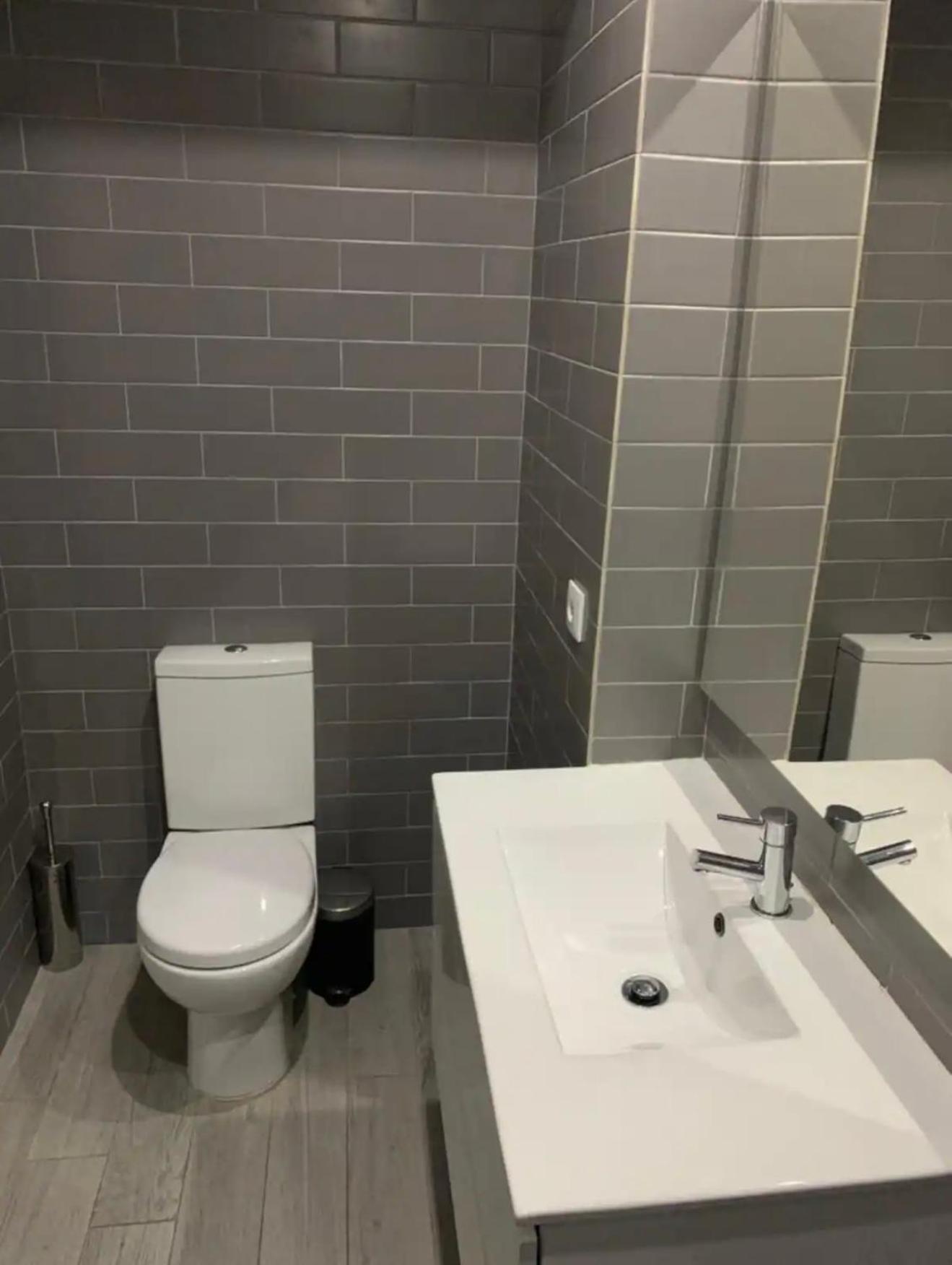 Real Hostel Porto