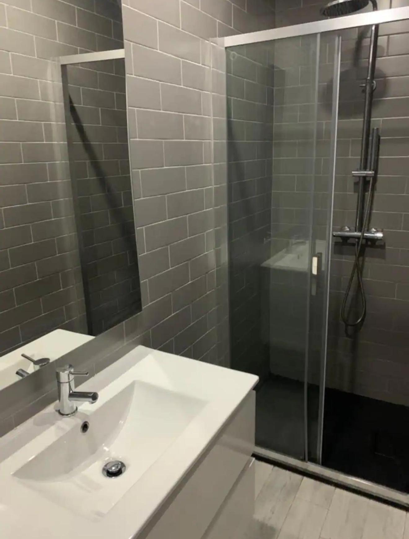Real Hostel Porto