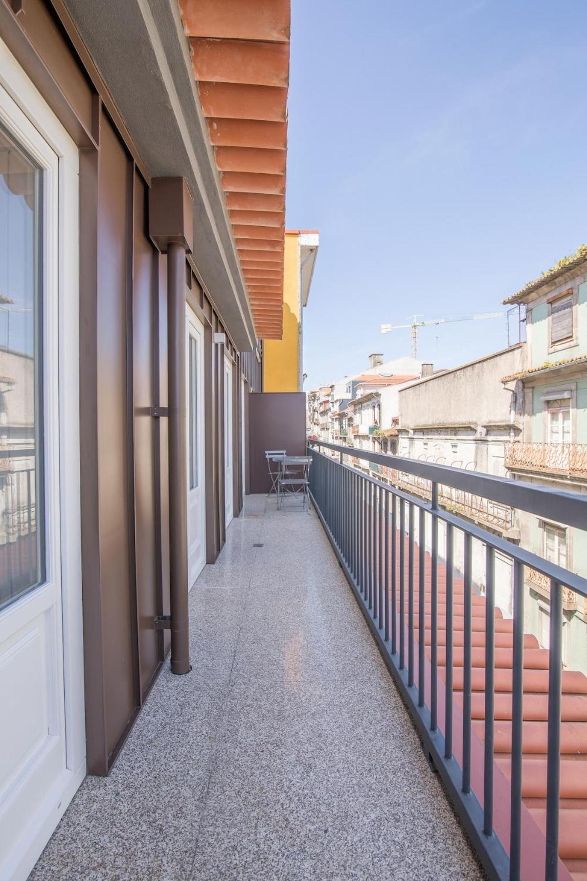 Almada Prime Iii Apartment *