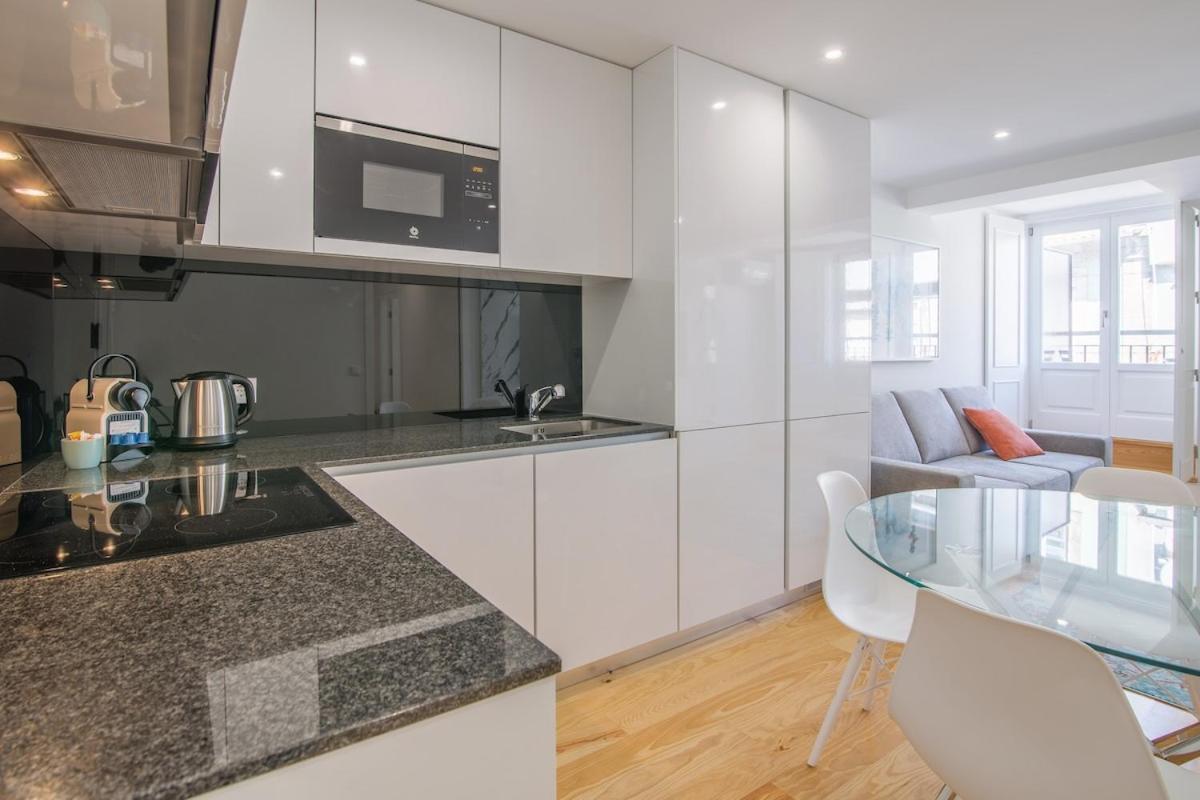 Almada Prime Iii