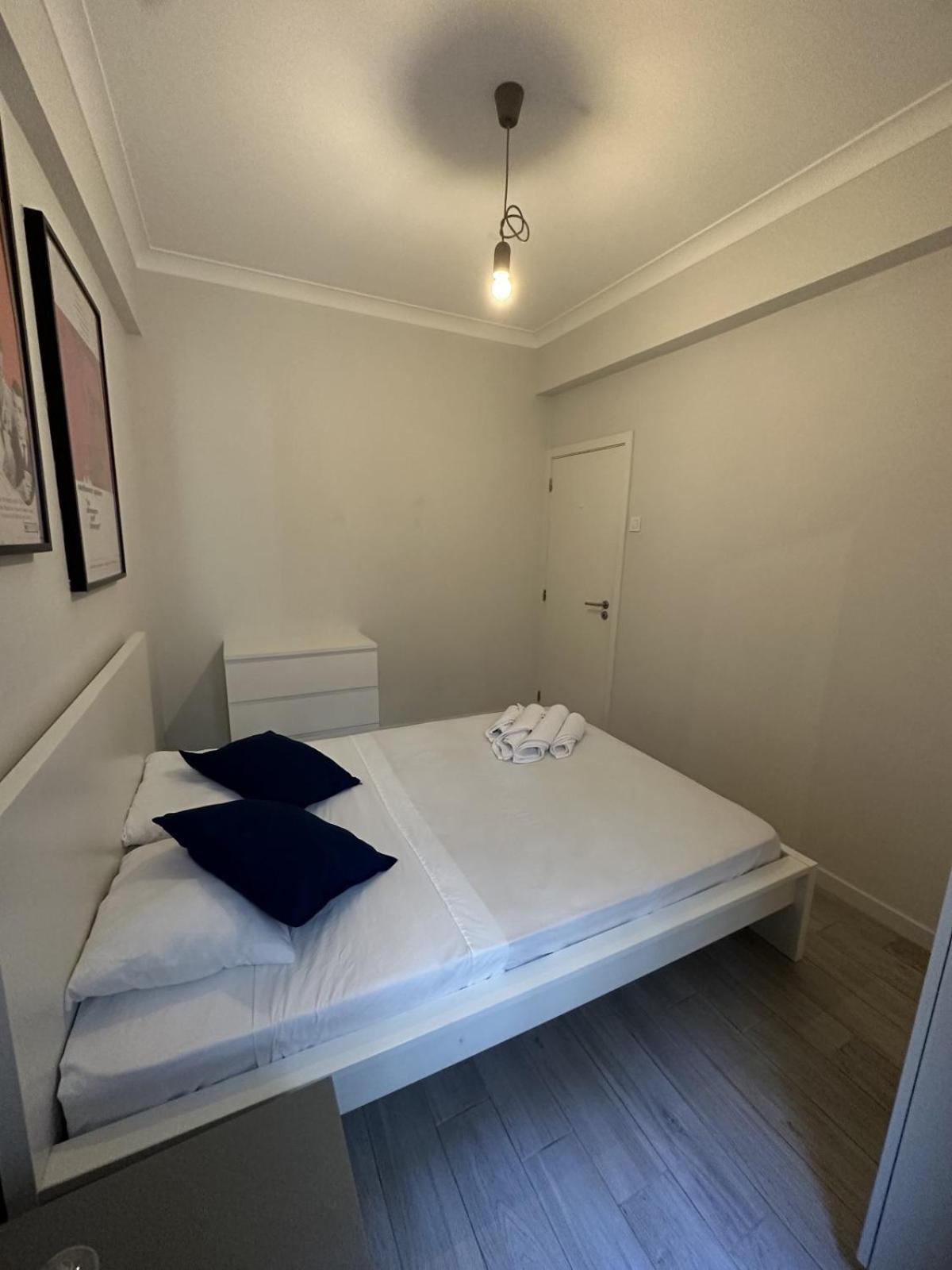 Real Hostel *