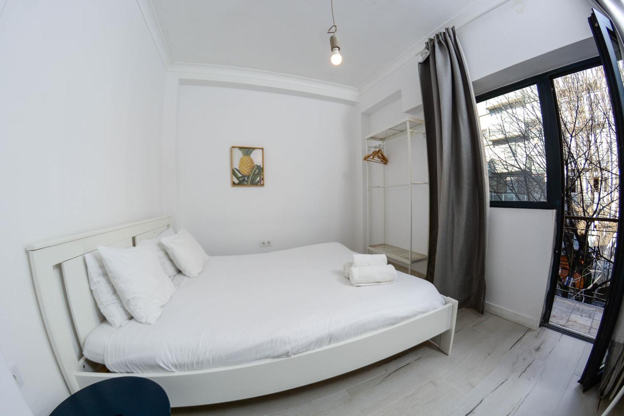 Apartment Travel And Live