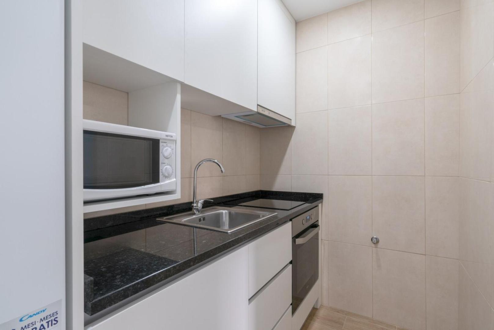 Hostwise - Charming Bright House W/ Garden * Porto