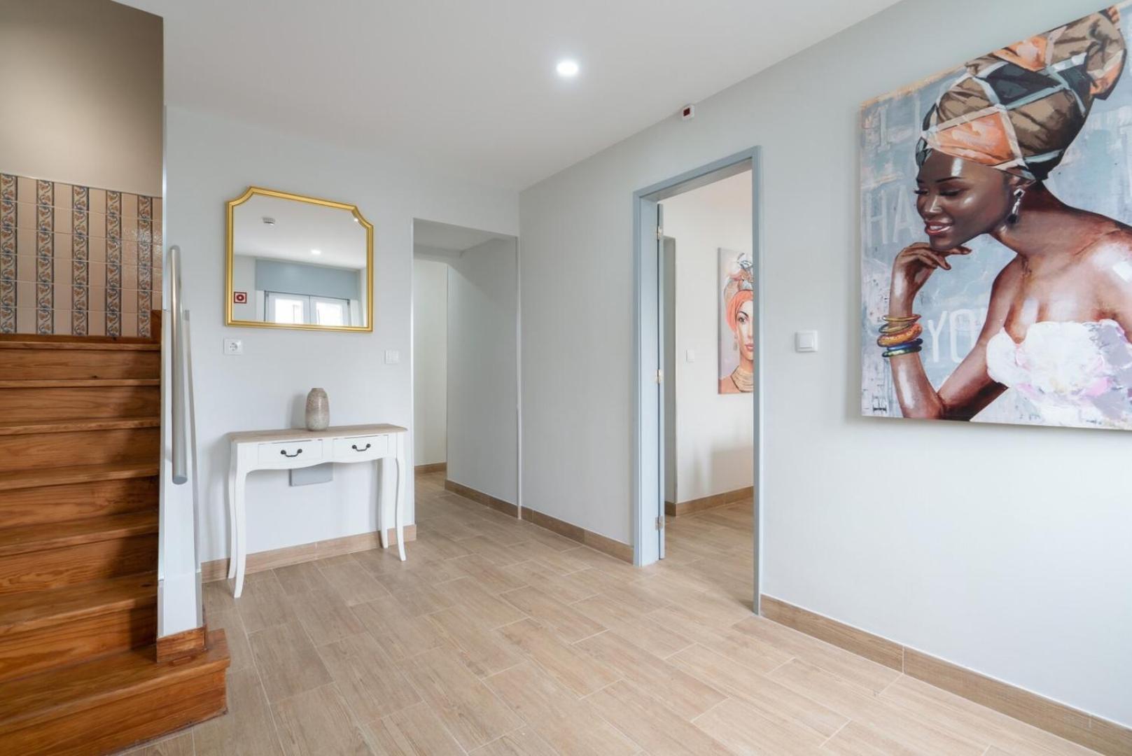 Hostwise - Charming Bright House W/ Garden Holiday home *