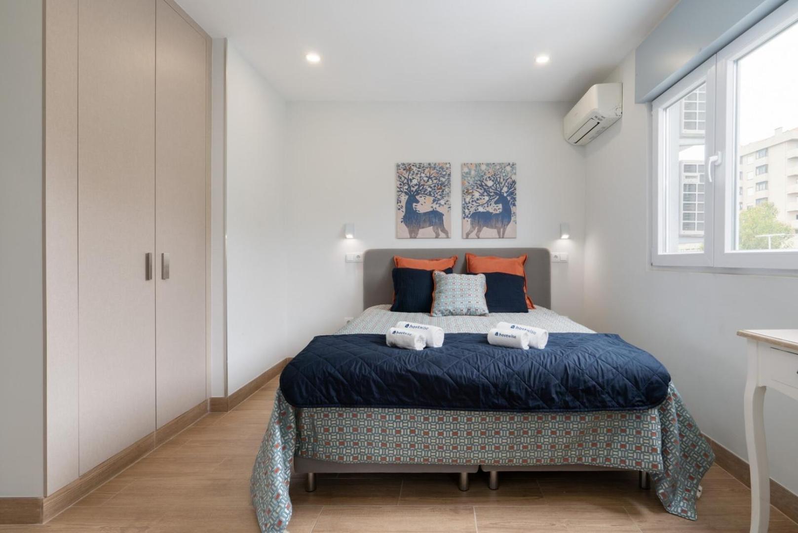 Hostwise - Charming Bright House W/ Garden Holiday home Porto
