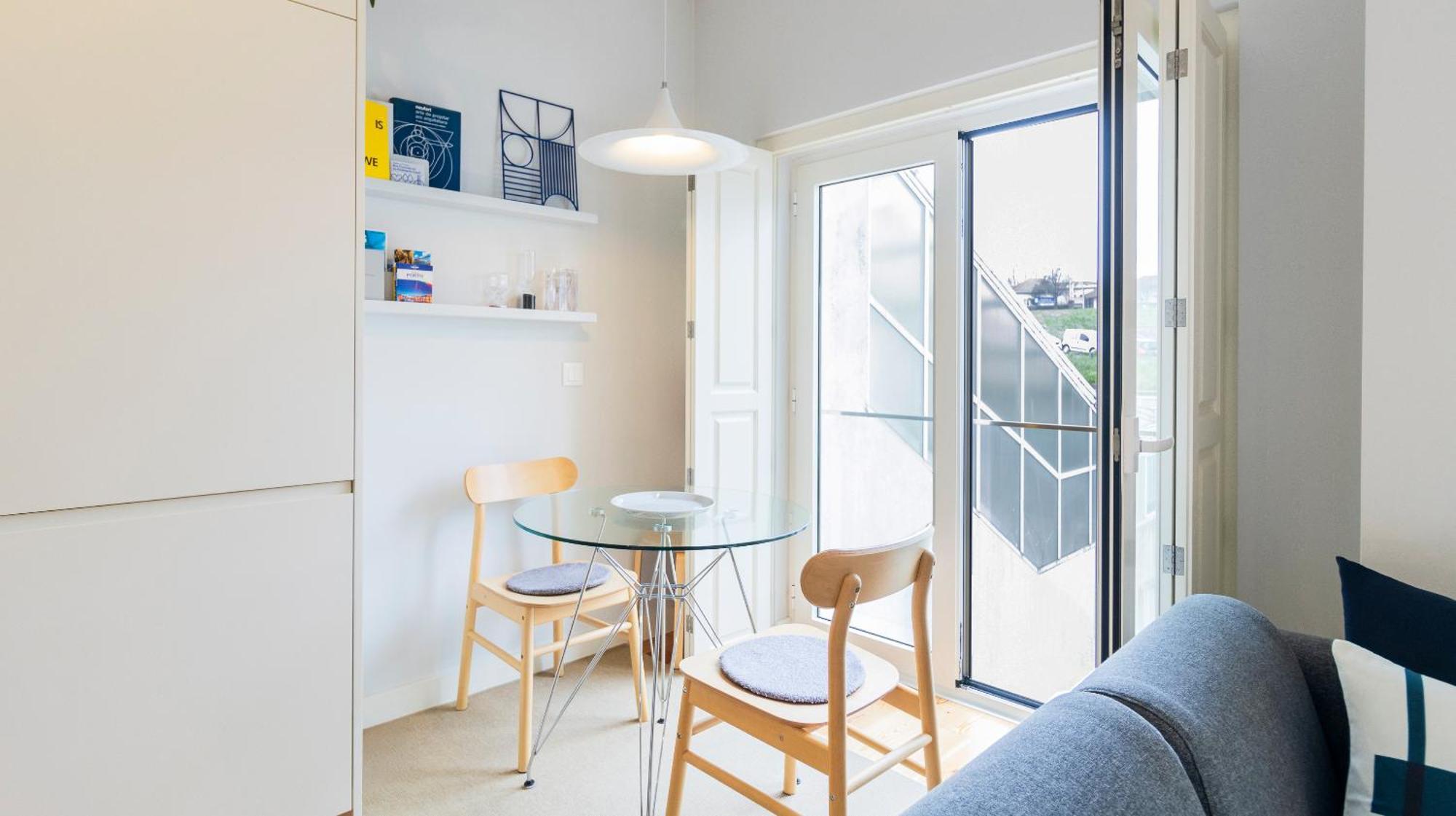 D858 - Comfort Near Downtown - Ac & Balcony *