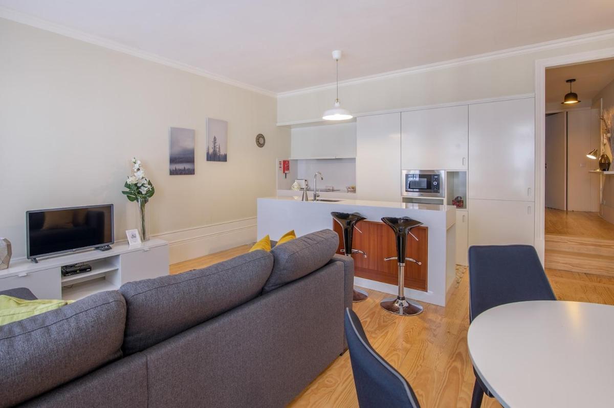 Virginie Almada Apartment