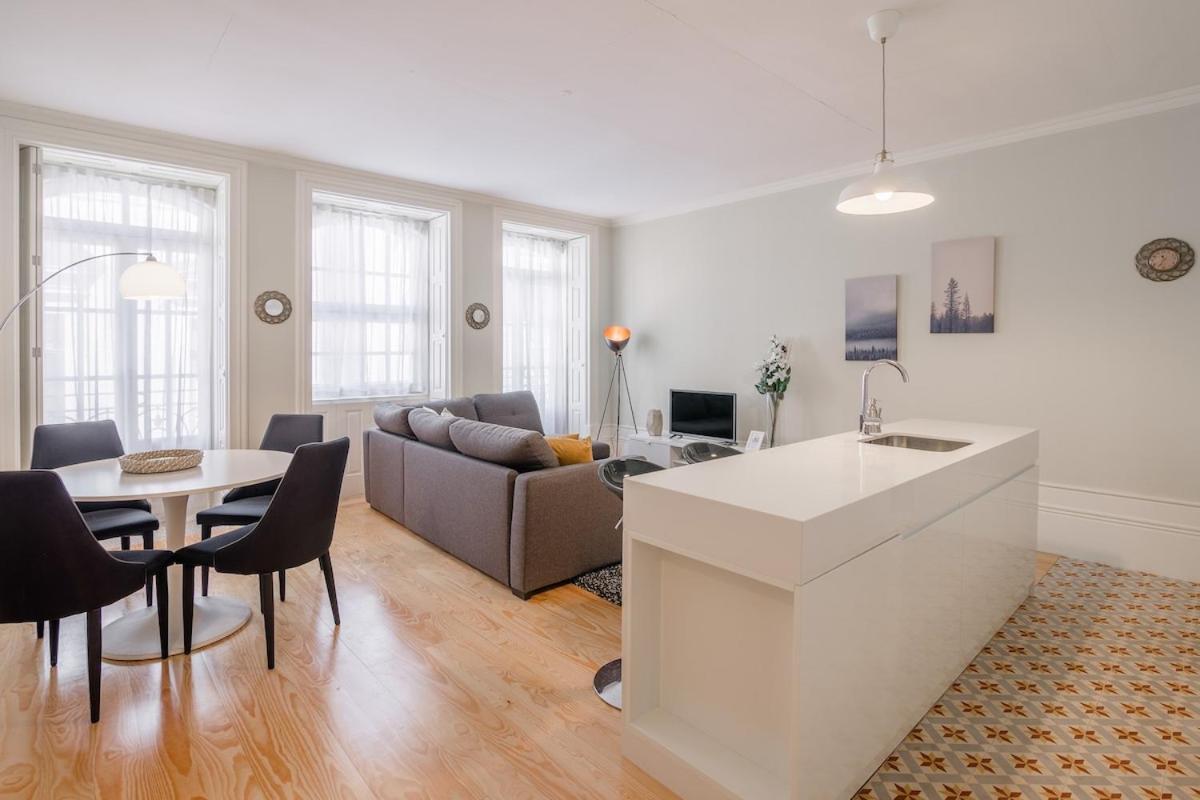 Apartment Virginie Almada Porto