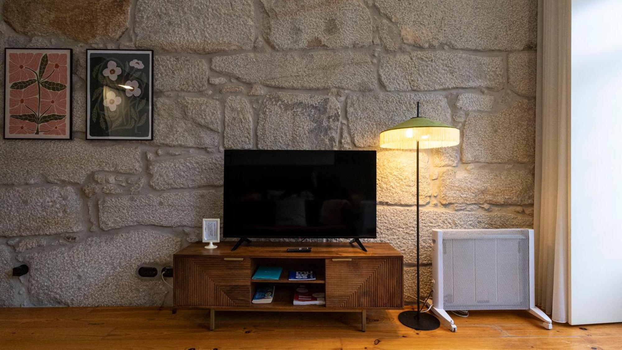Lovelystay - Allderman - Almada 3º F Apartment Porto