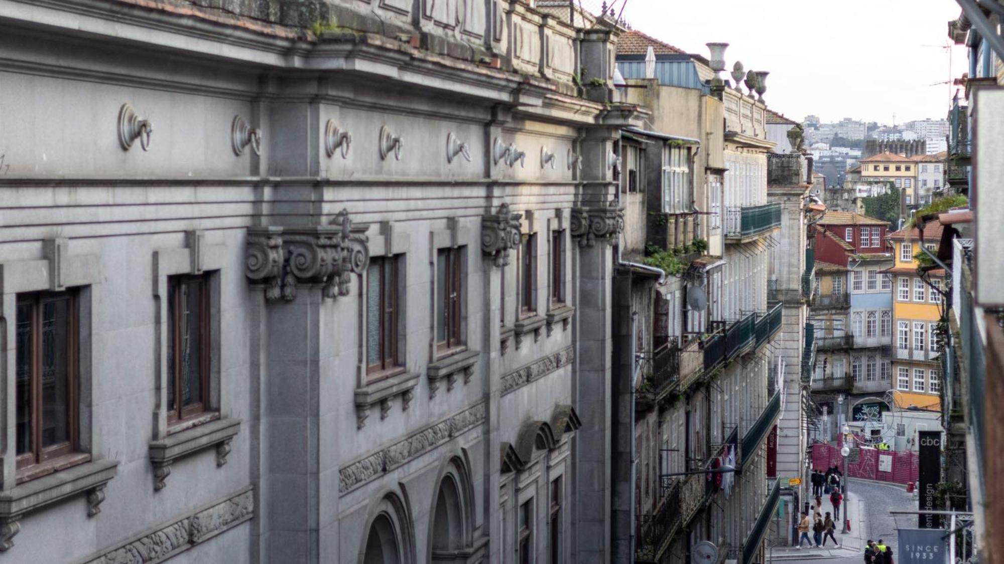 Lovelystay - Allderman - Almada 3º F Porto
