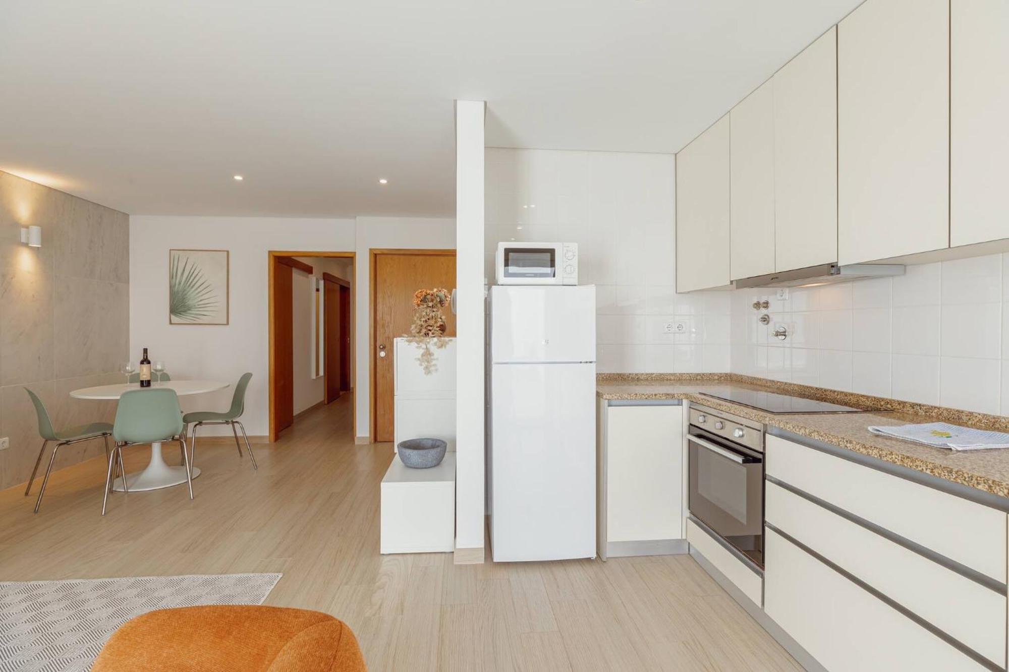 Appartement Stylish With Terrace By Hosty *