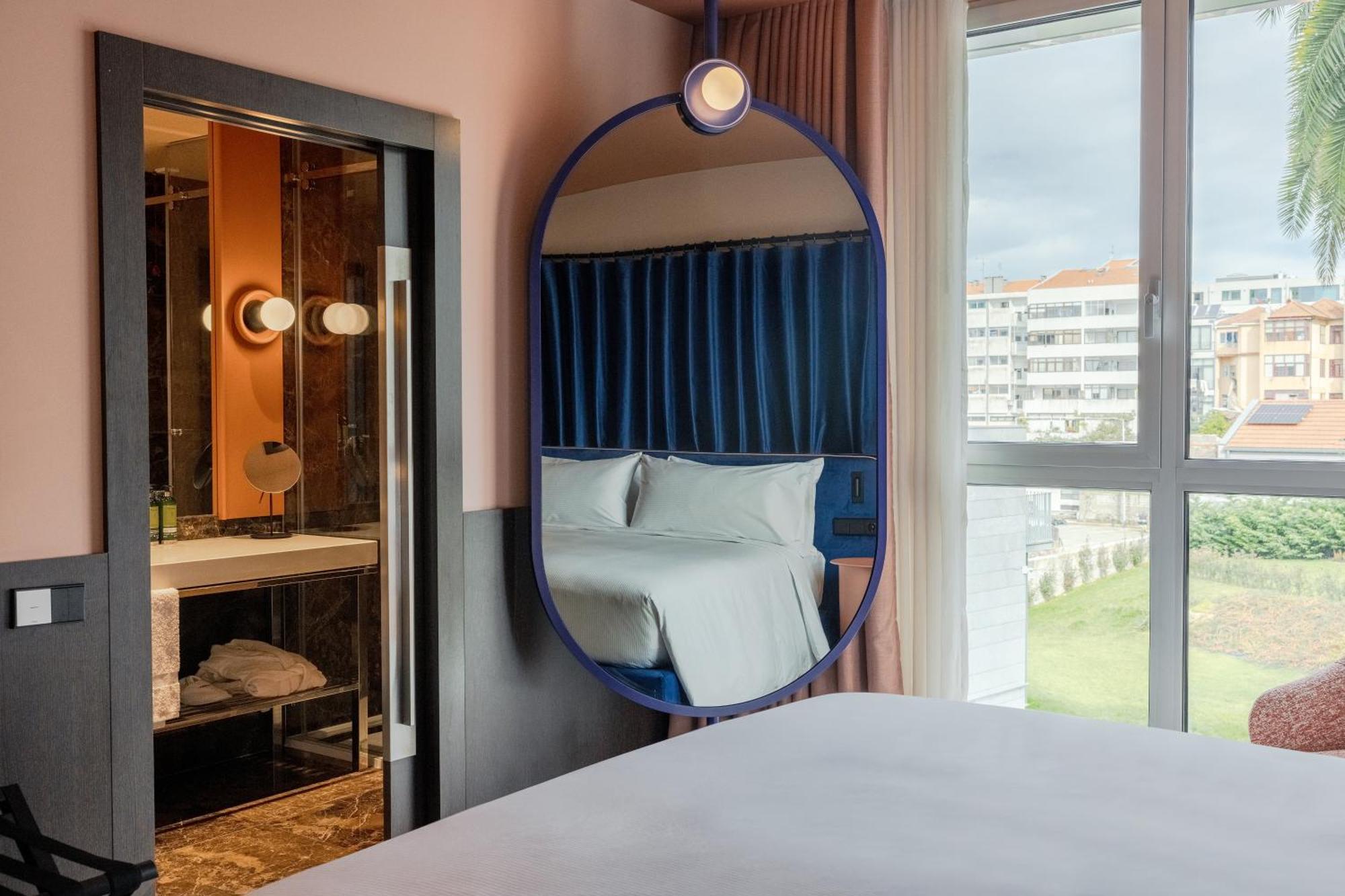 Hotel Cenica Hotel, Curio Collection By Hilton Porto