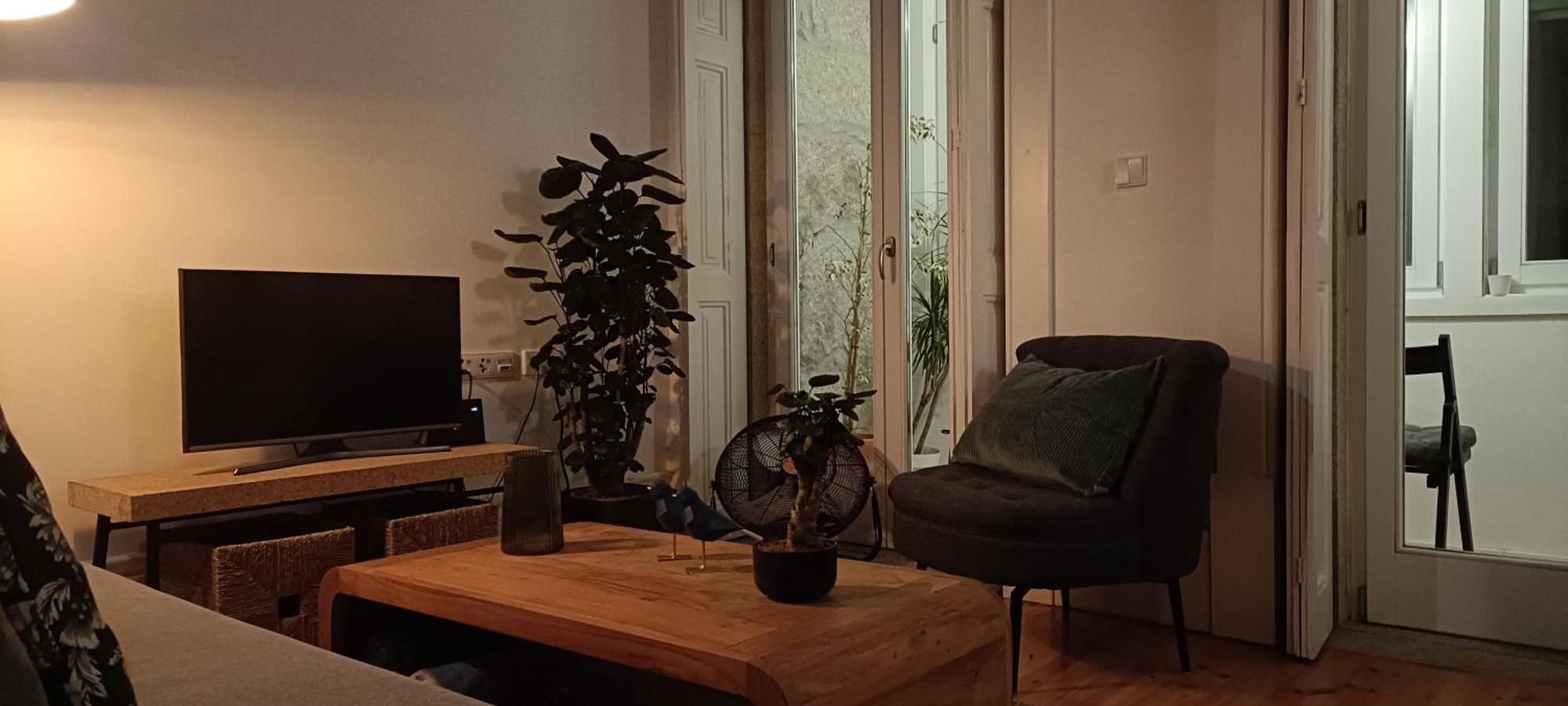 Downtown Urban Nest Apartment Porto