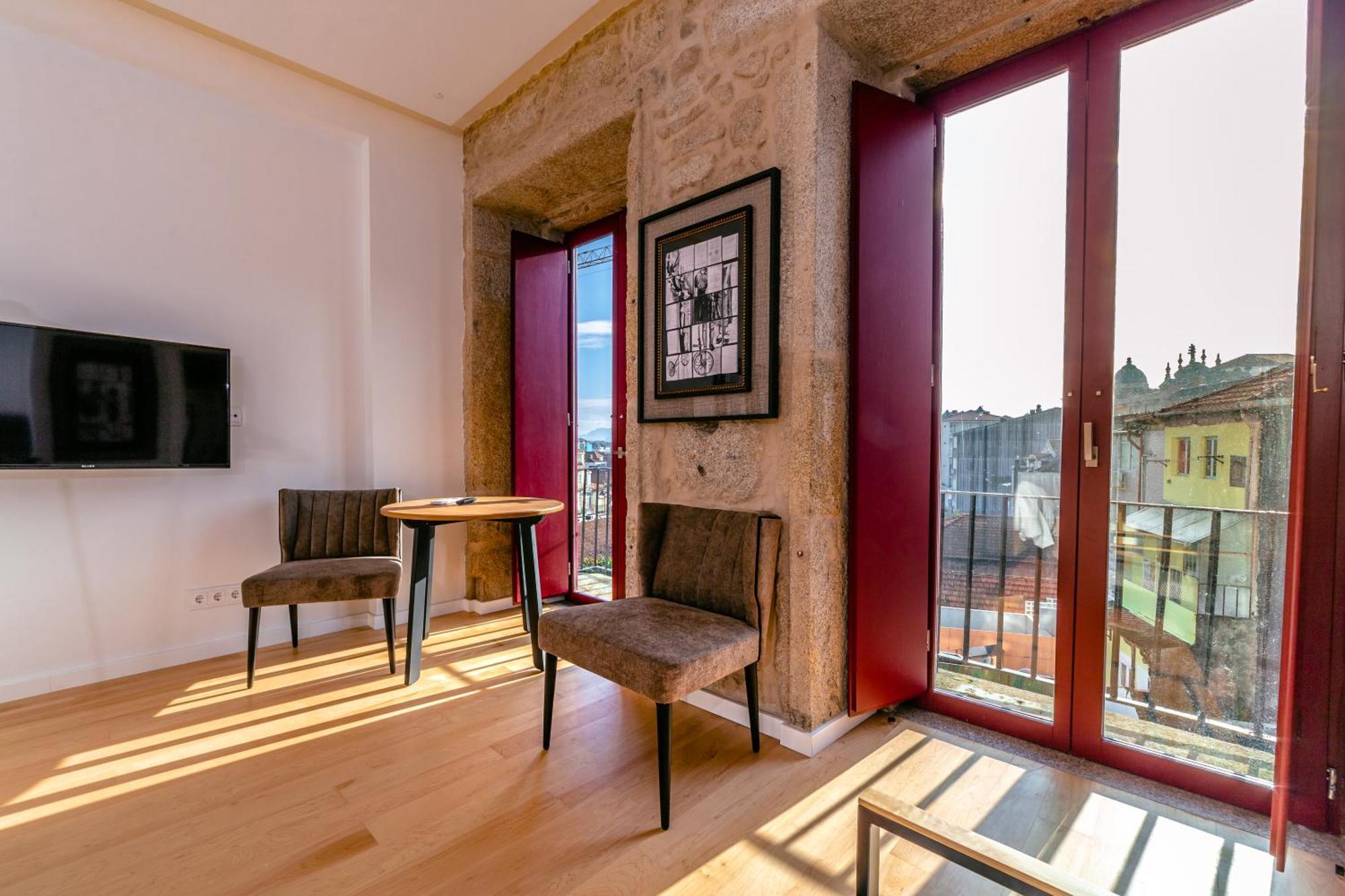 Apartment Fabrica 55 With Ac, View And Elevator