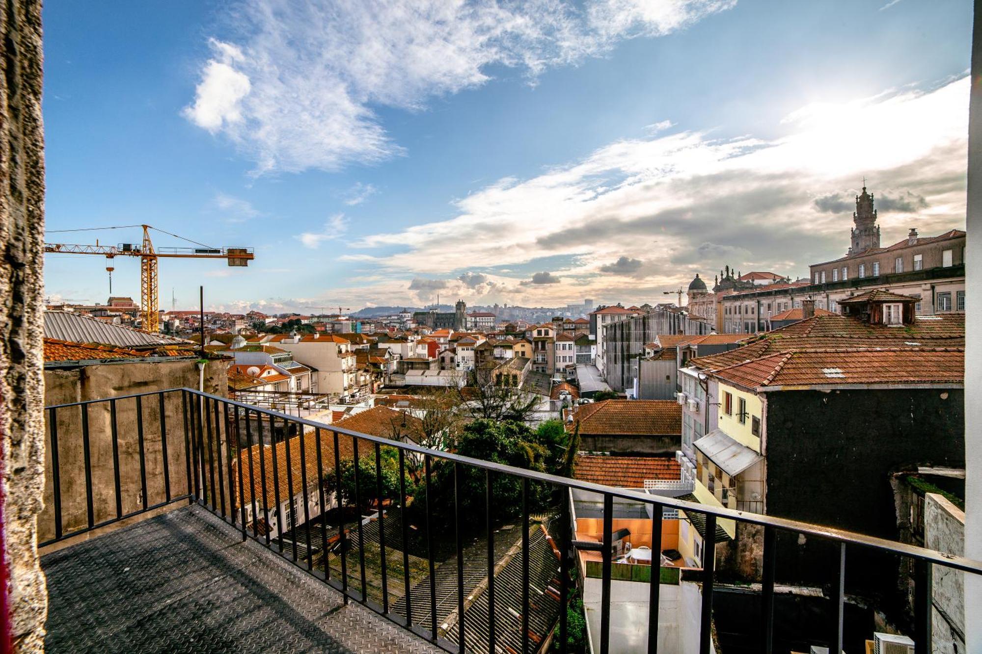 Fabrica 55 With Ac, View And Elevator Porto