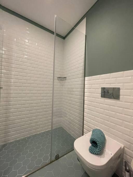 Apartment With Balcony In The Center Of Porto
