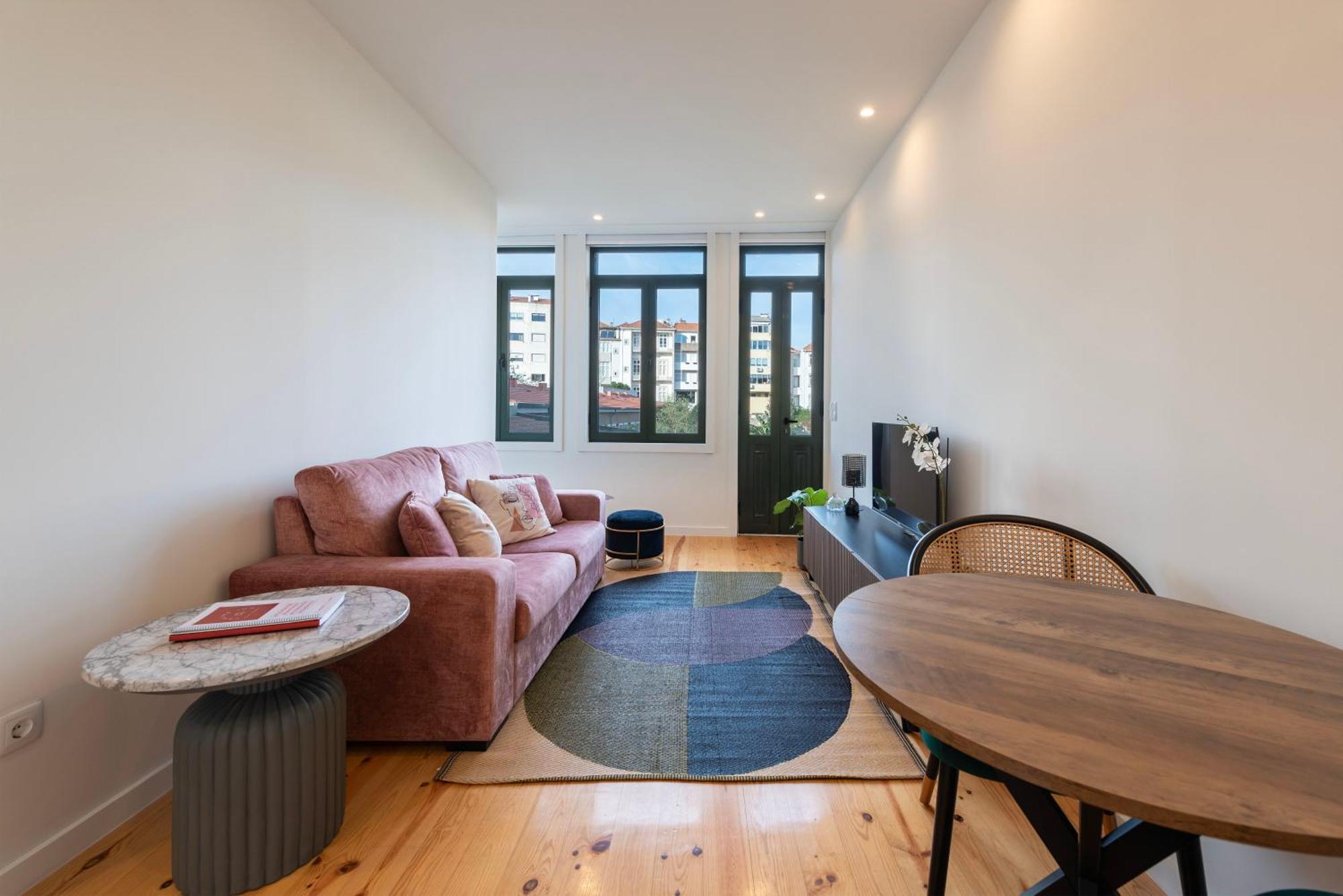 Apartment Chic Hideaway: Pool & Garden Porto
