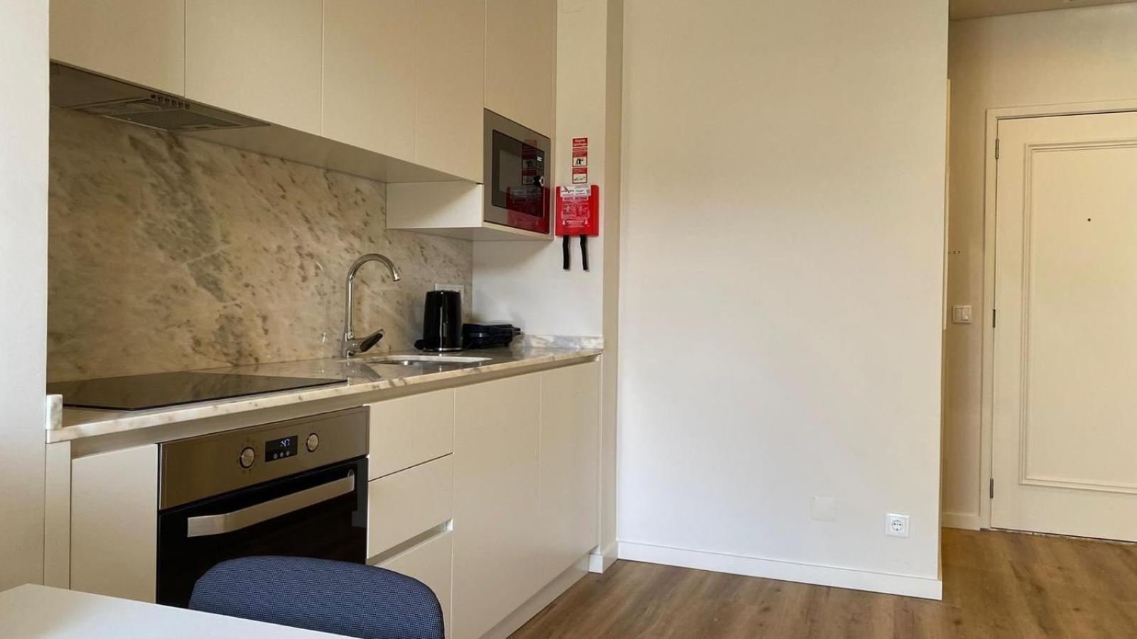 - Trindade With Ac And Parking Porto