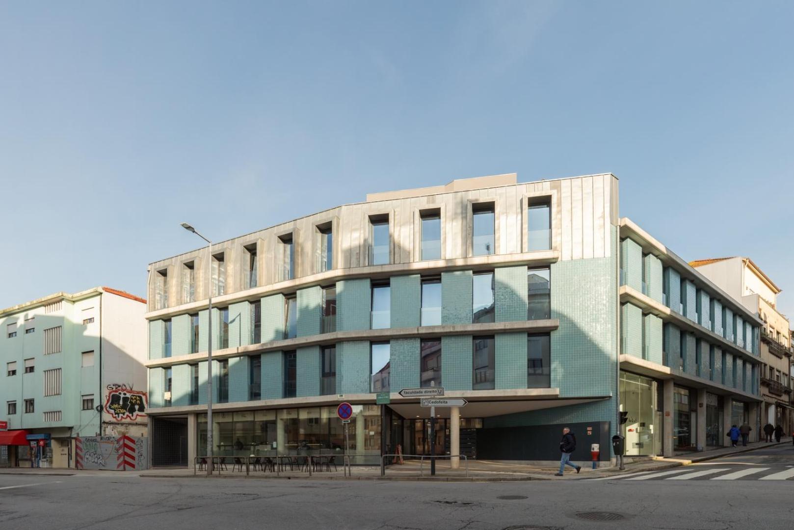 Host Wise - Stylish In Downtown Porto