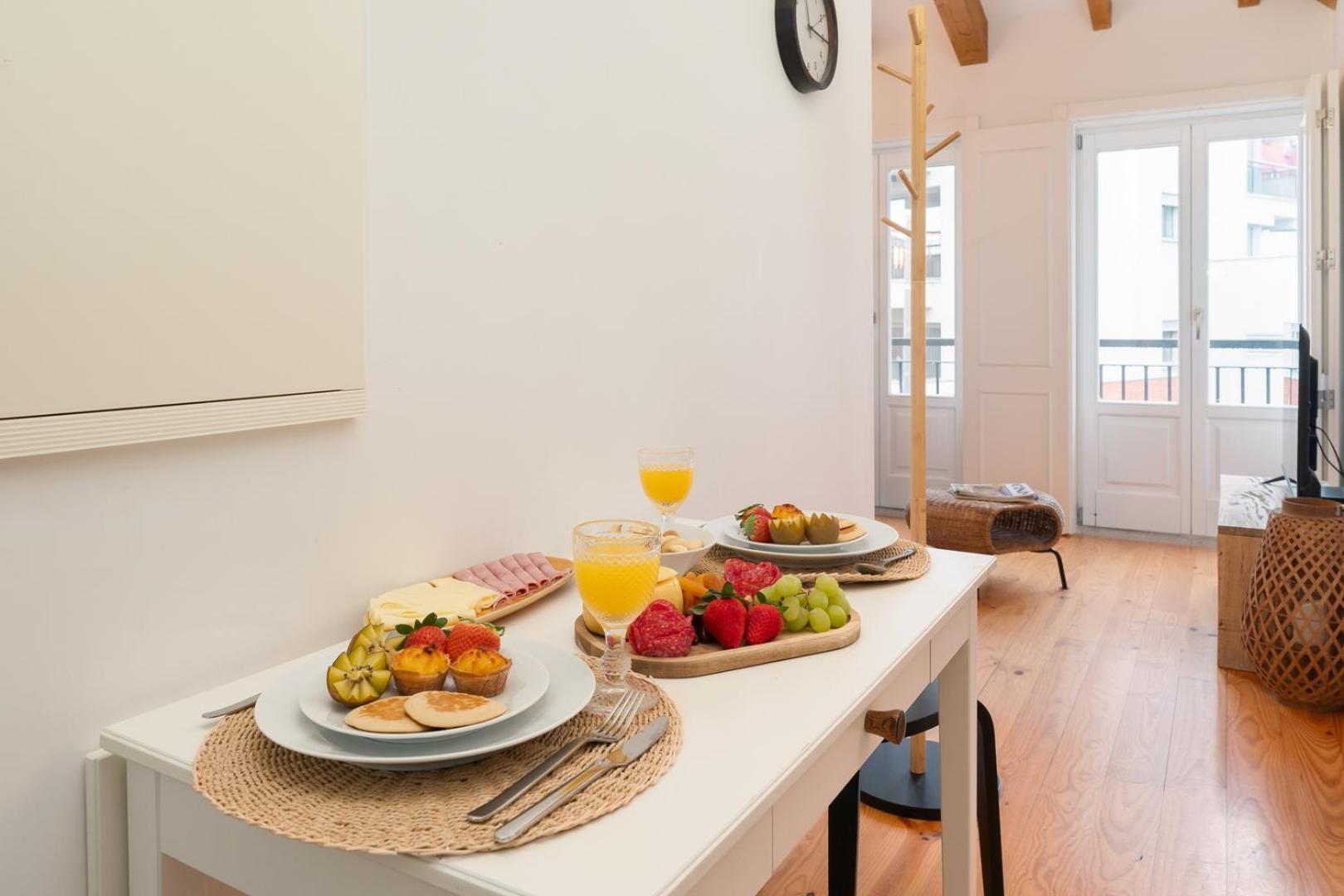 Hostwise - Stylish Retreat In Porto's Heart * Porto