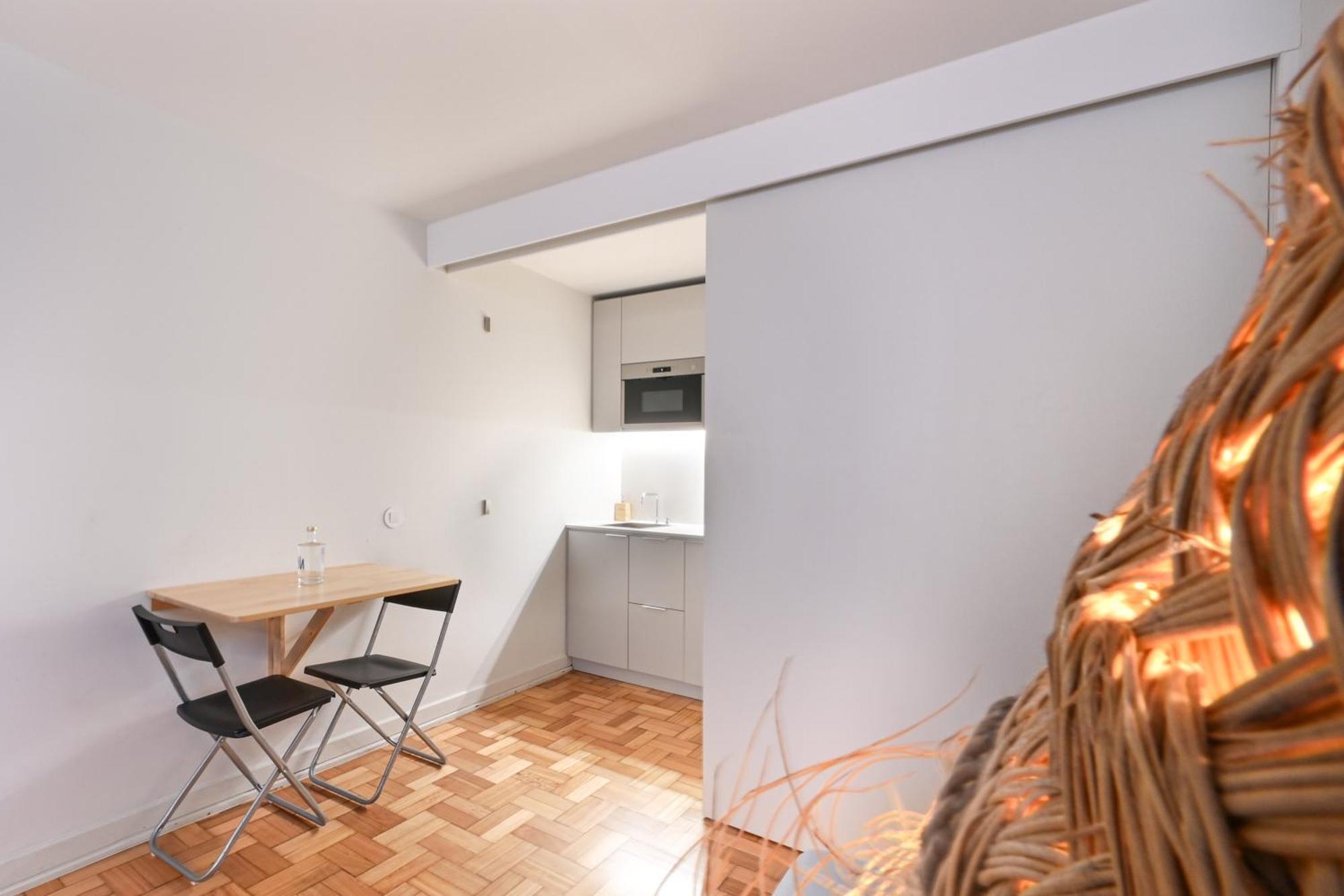 Apartment Sleep In Office