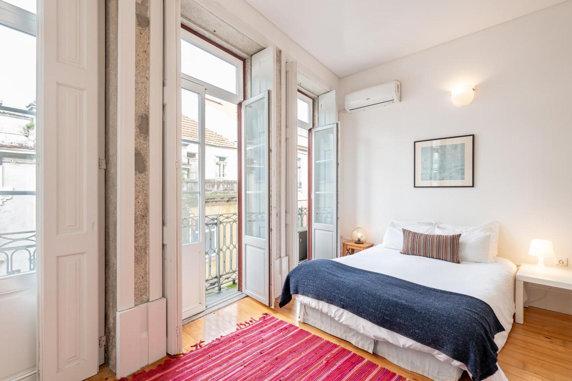 Viva Breiner Flats *