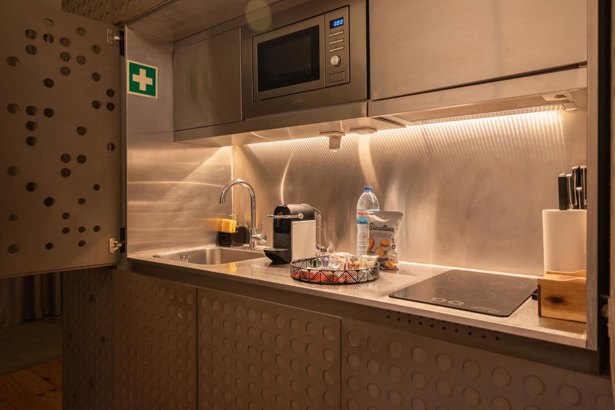 The Luxe Cube Apartment *