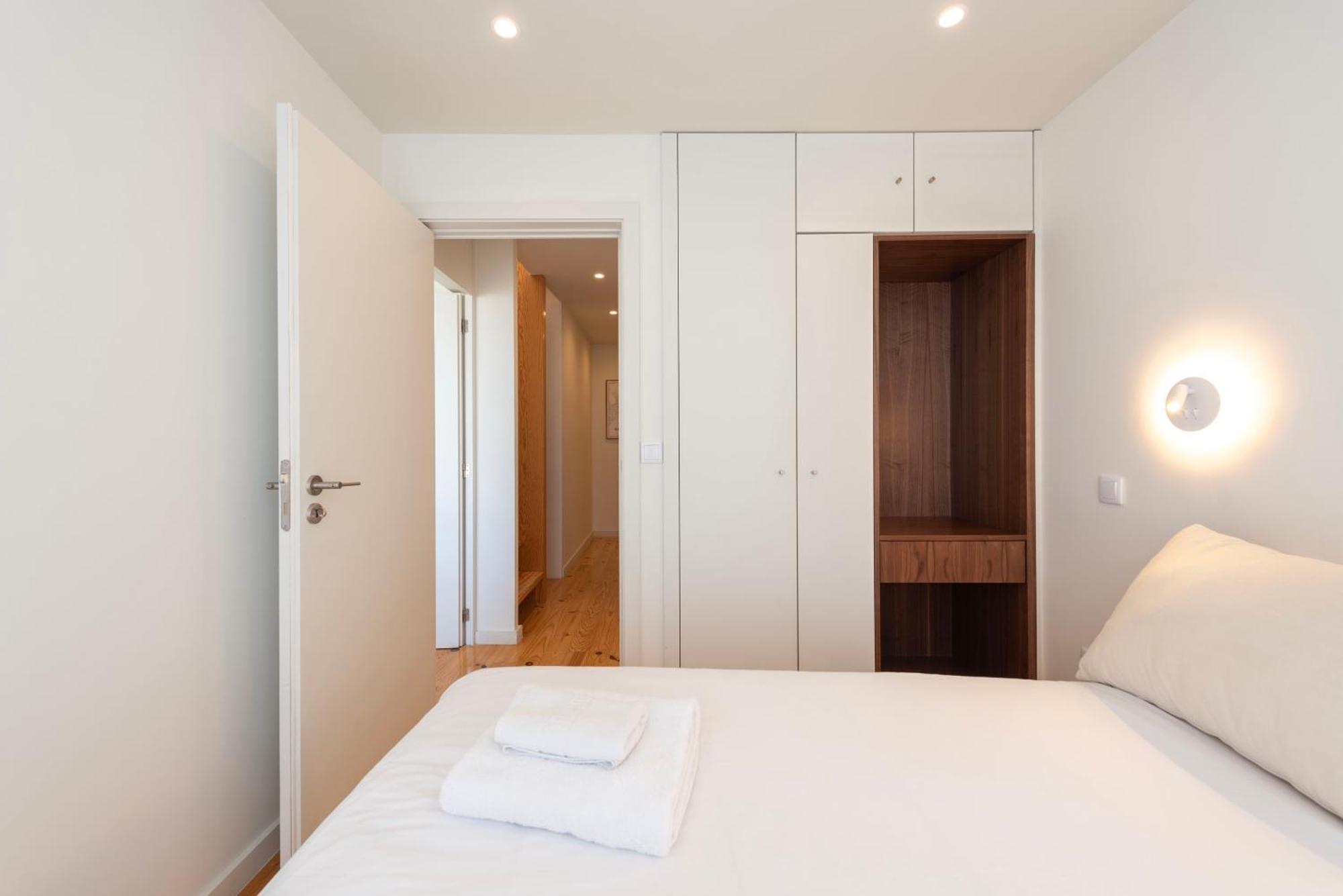Apartment Luxe With Shared Pool And Garden *