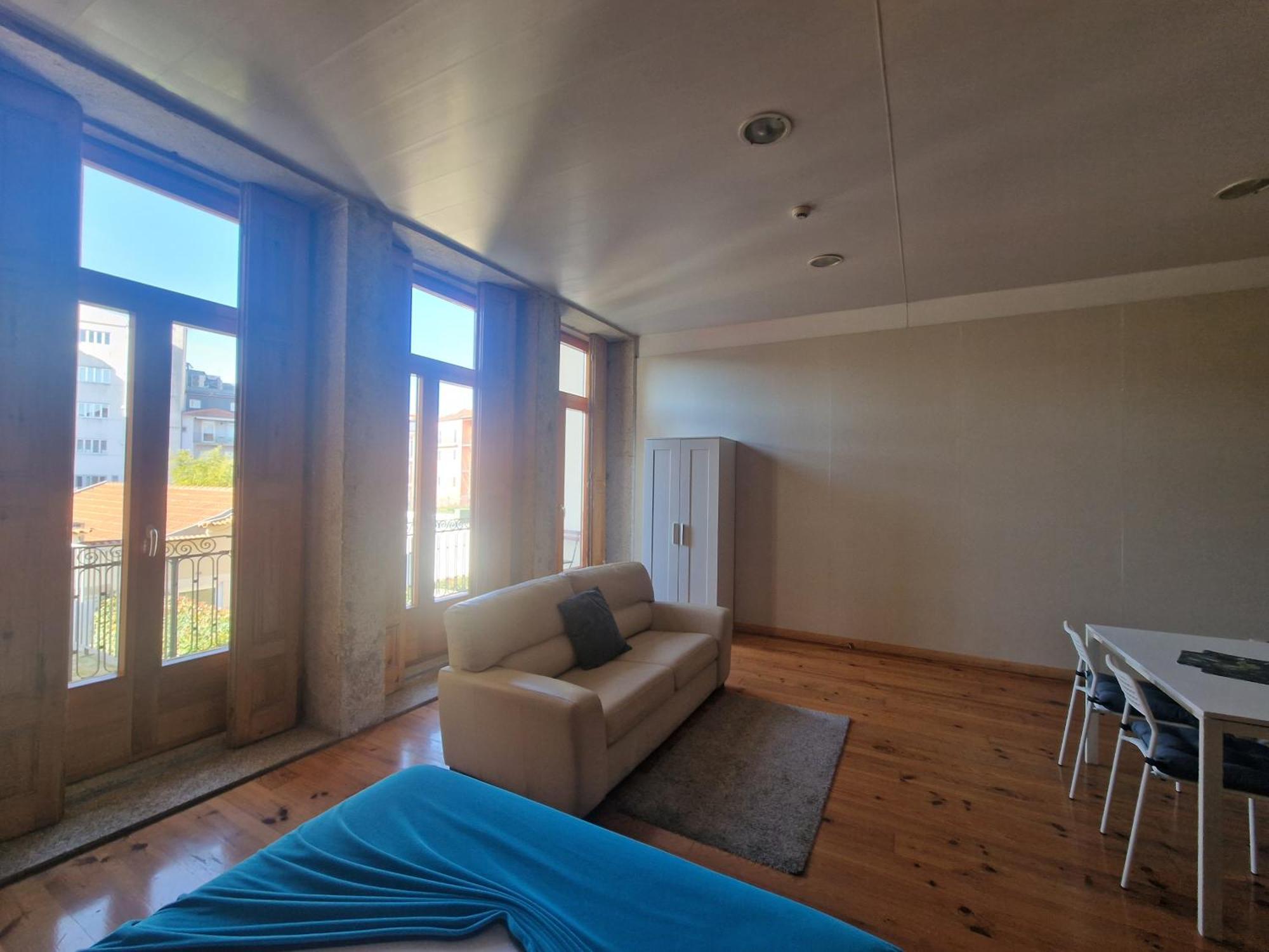Loule Estudios Apartment