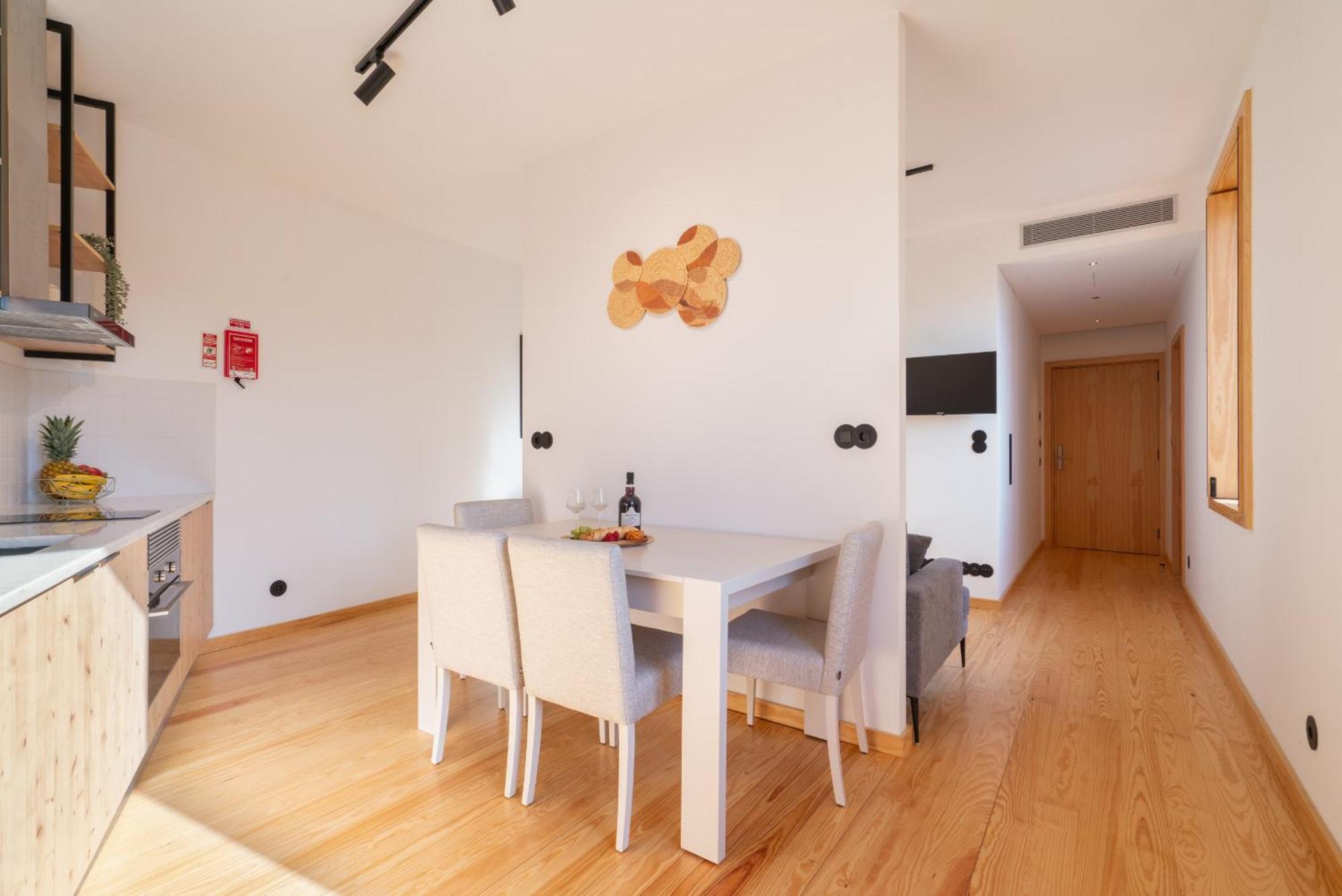 Apartment Prime Clerigos By Hosty Porto