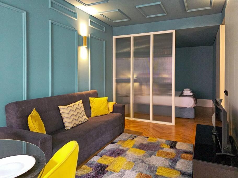 Design Award-winning In Ribeira Apartment *
