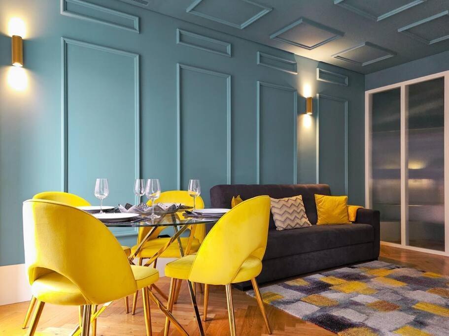 Design Award-winning In Ribeira Apartment