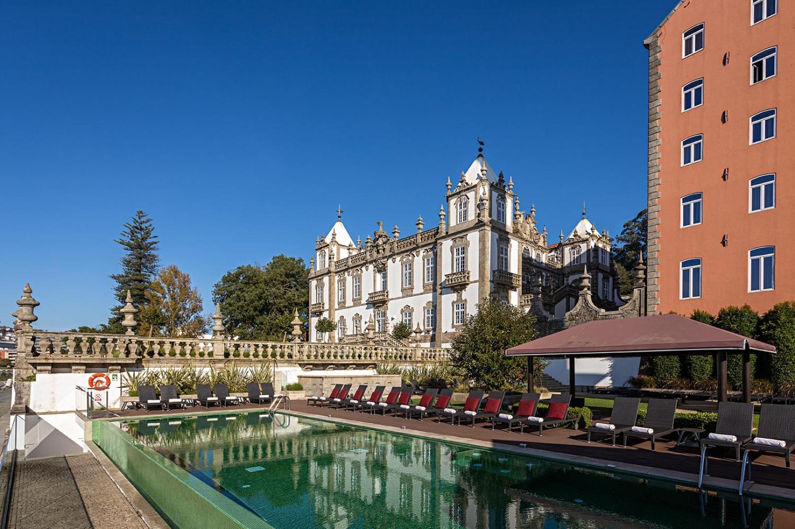 Hotel Pestana Palácio Do Freixo, Pousada&national Monument - The Leading Of The World