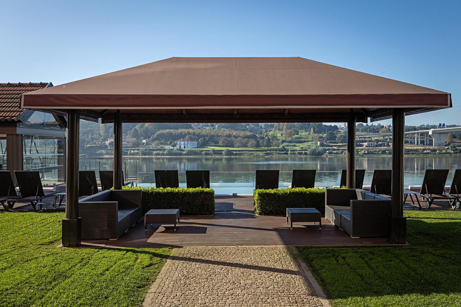 Pestana Palácio Do Freixo, Pousada&national Monument - The Leading Of The World 5*