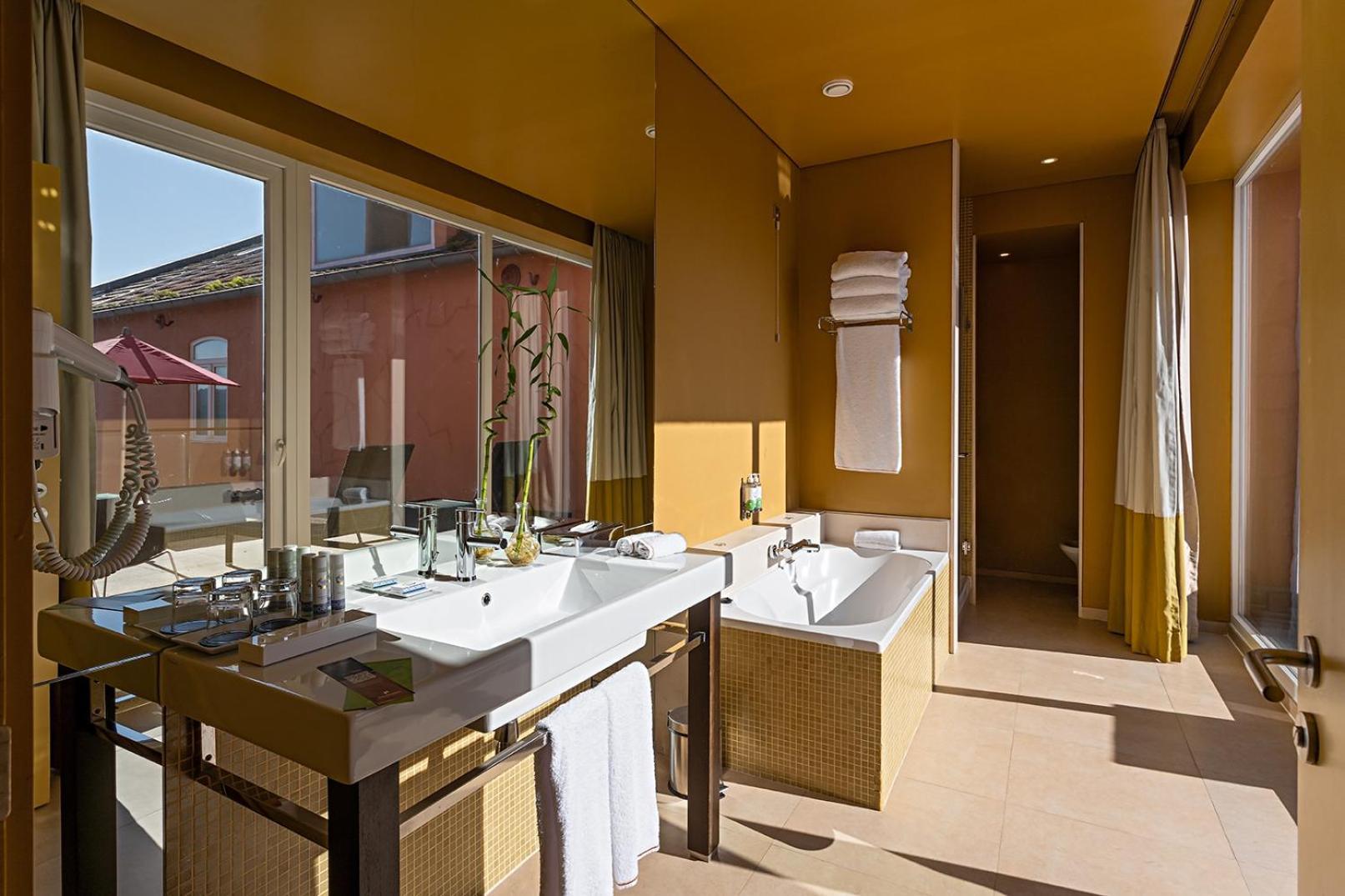 Pestana Palácio Do Freixo, Pousada&national Monument - The Leading Of The World 5*
