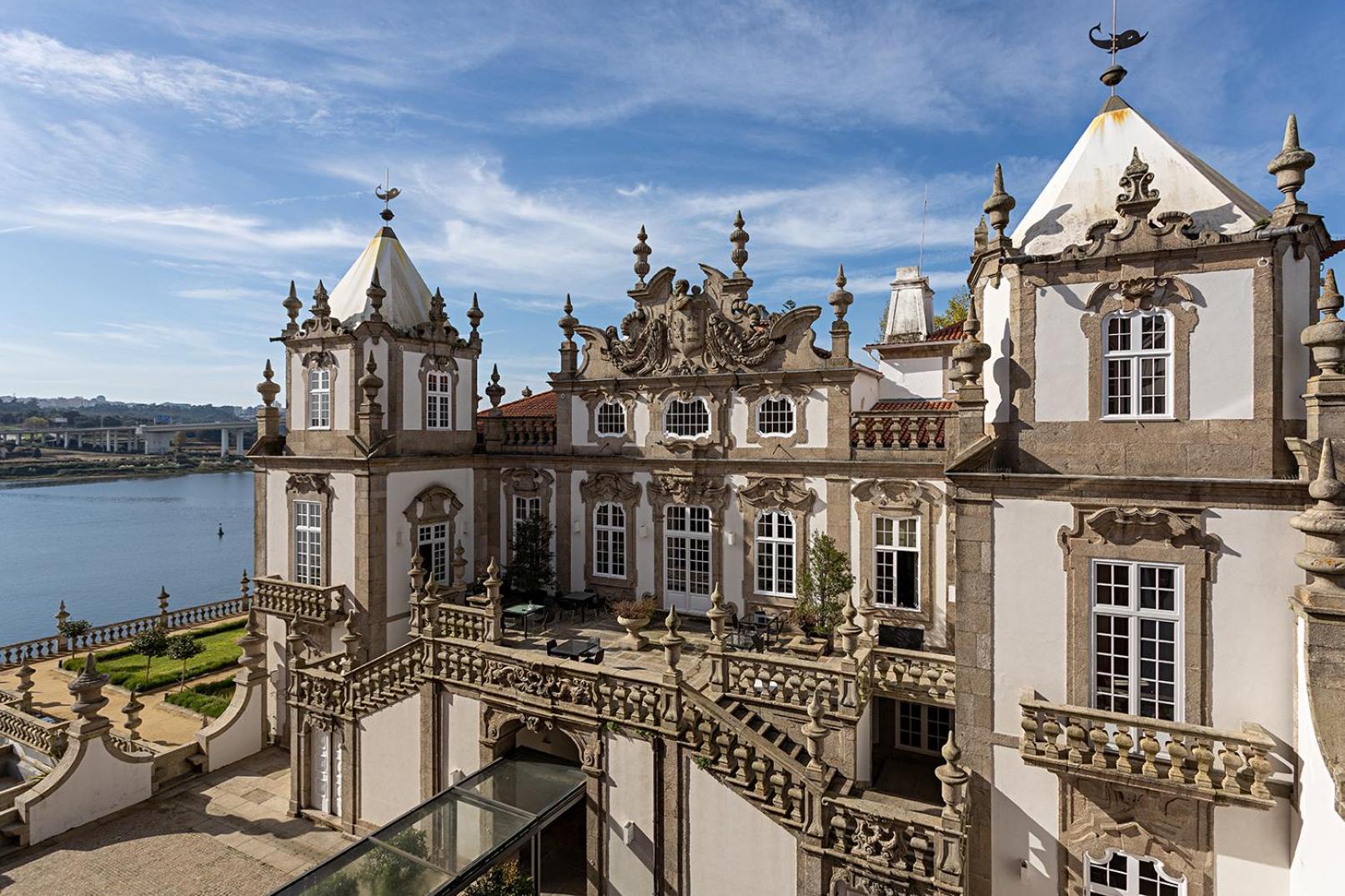 Hotel Pestana Palácio Do Freixo, Pousada&national Monument - The Leading Of The World