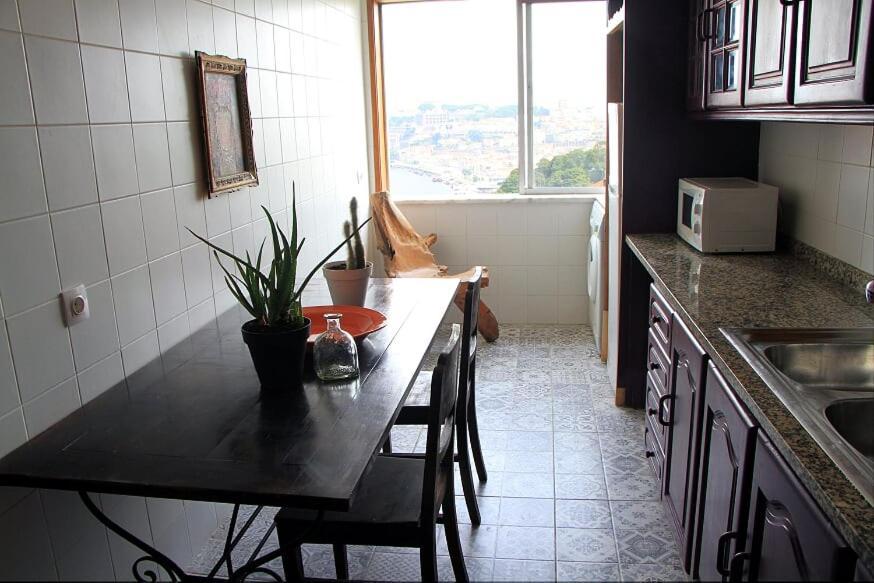 Historical Porto/gaia Apartment Porto