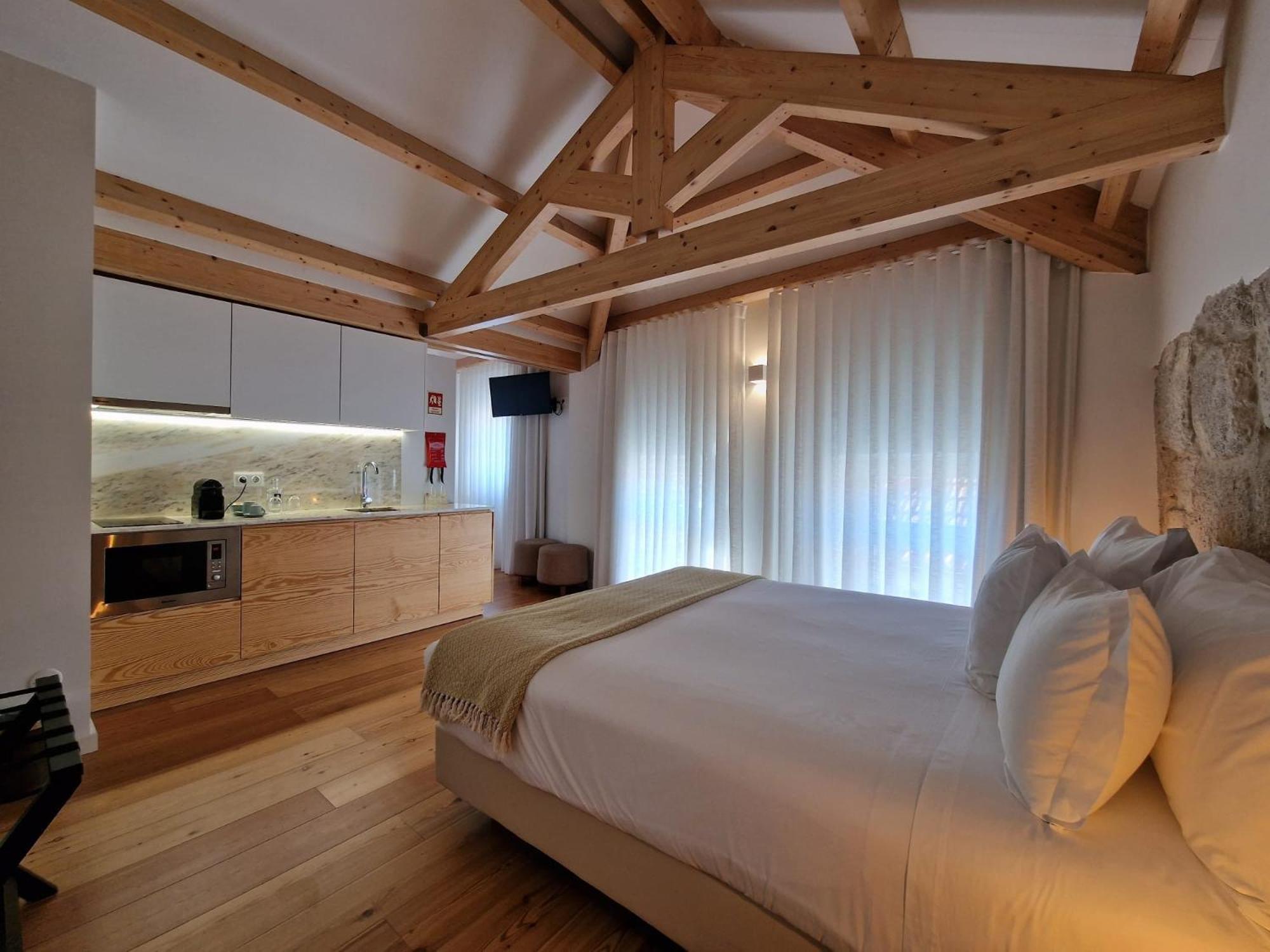 Porta Nobre Boutique By Aspasios Aparthotel 4*