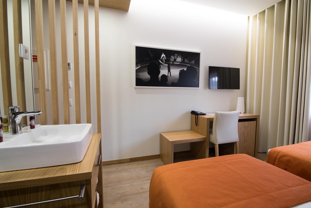 Hotel Coliseum 3*