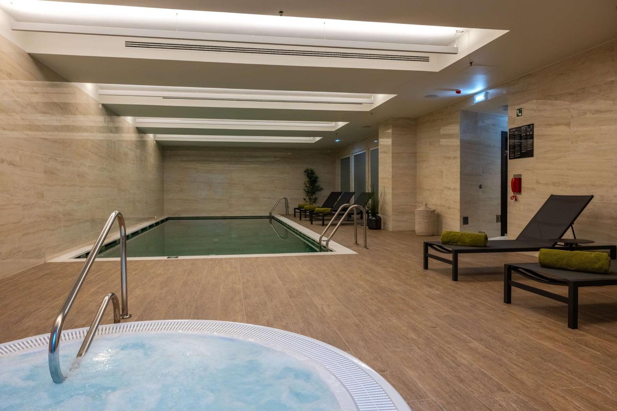 Cenica Hotel, Curio Collection By Hilton Hotel Porto