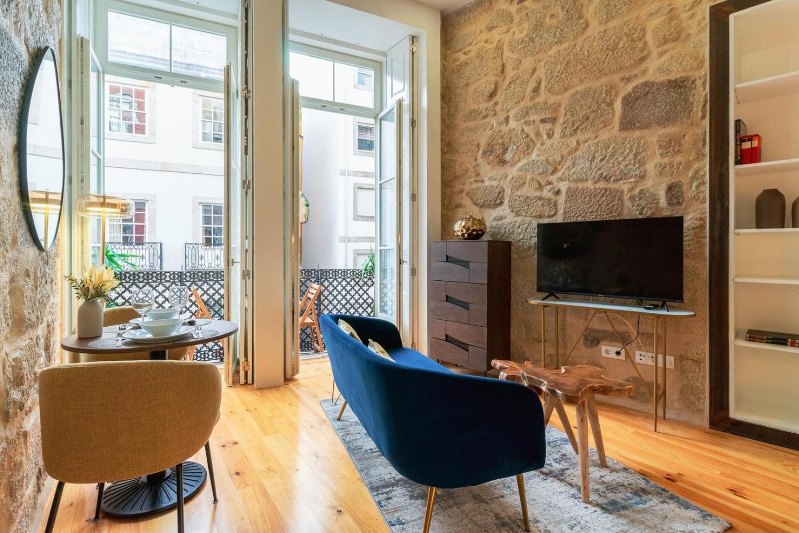 Stylish Loft With Balcony And Douro River View * Porto