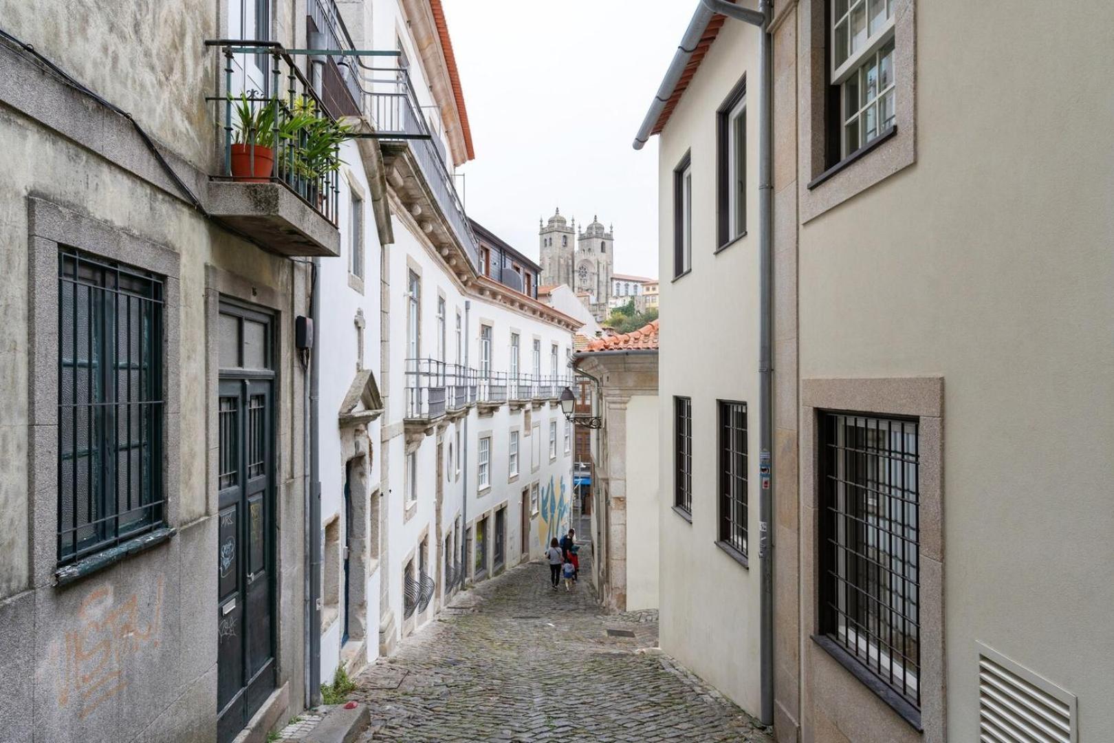 Glamorous In The Historic Centre Apartment Porto