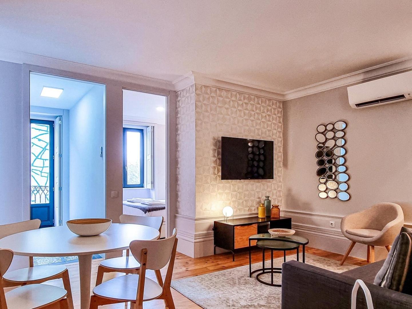 Apartment Stunning Flat & Building On The Artsy Street *
