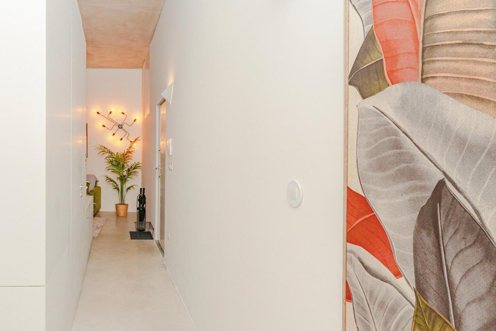 Luxury tent Loft With Great Balcony And Ac Close To Clerigos