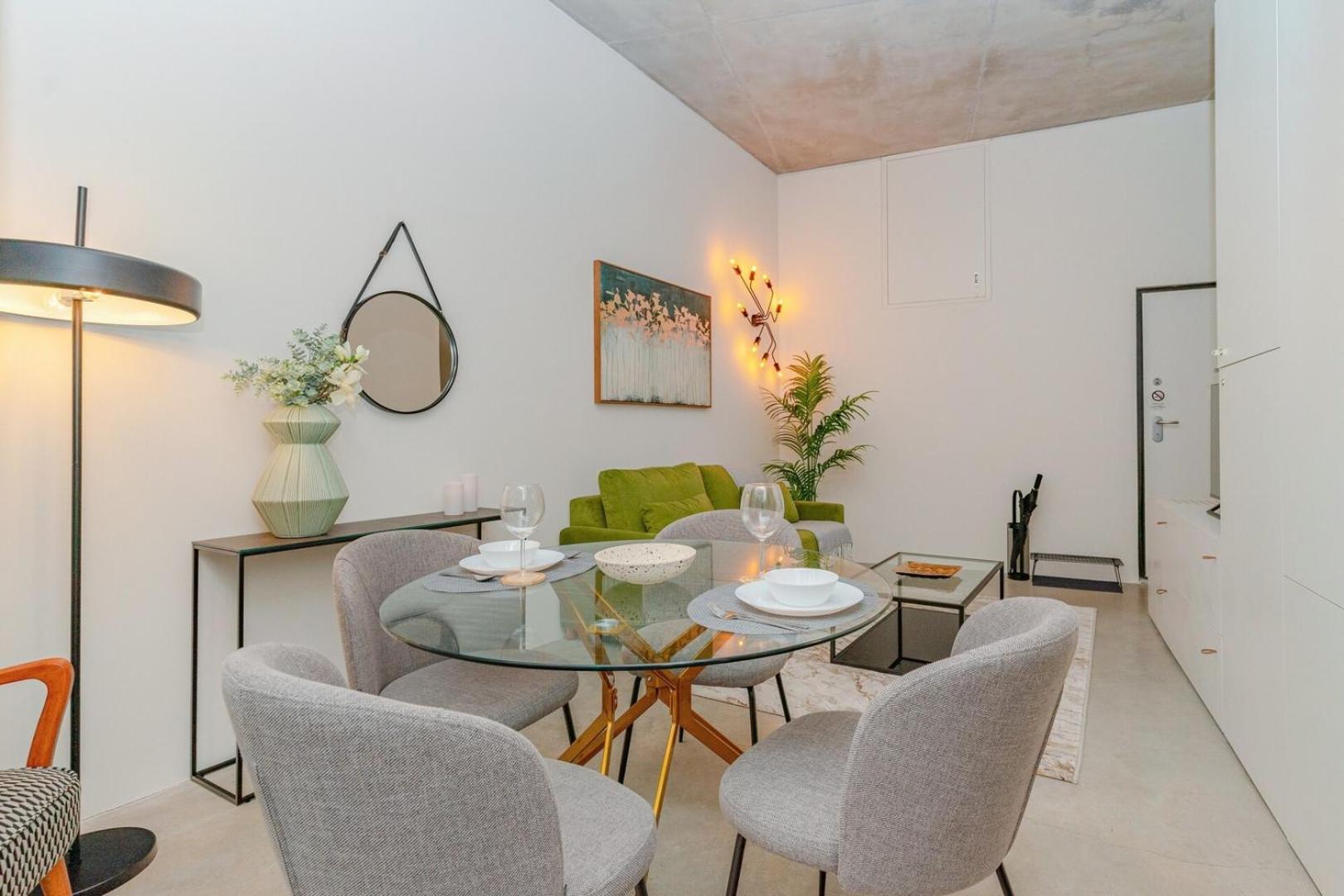 Loft With Great Balcony And Ac Close To Clerigos Porto
