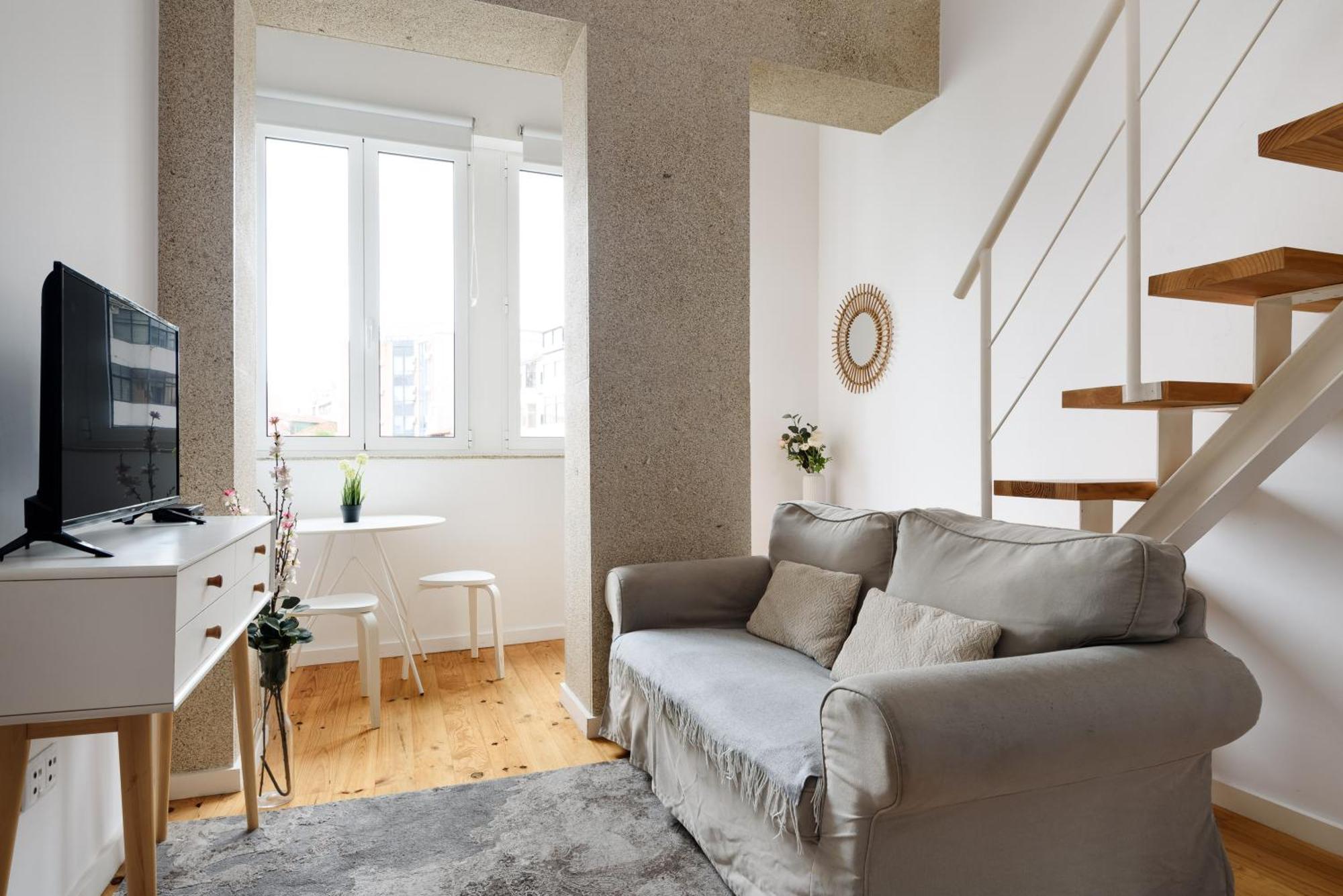 Apartment Mezzanine In The Center Porto
